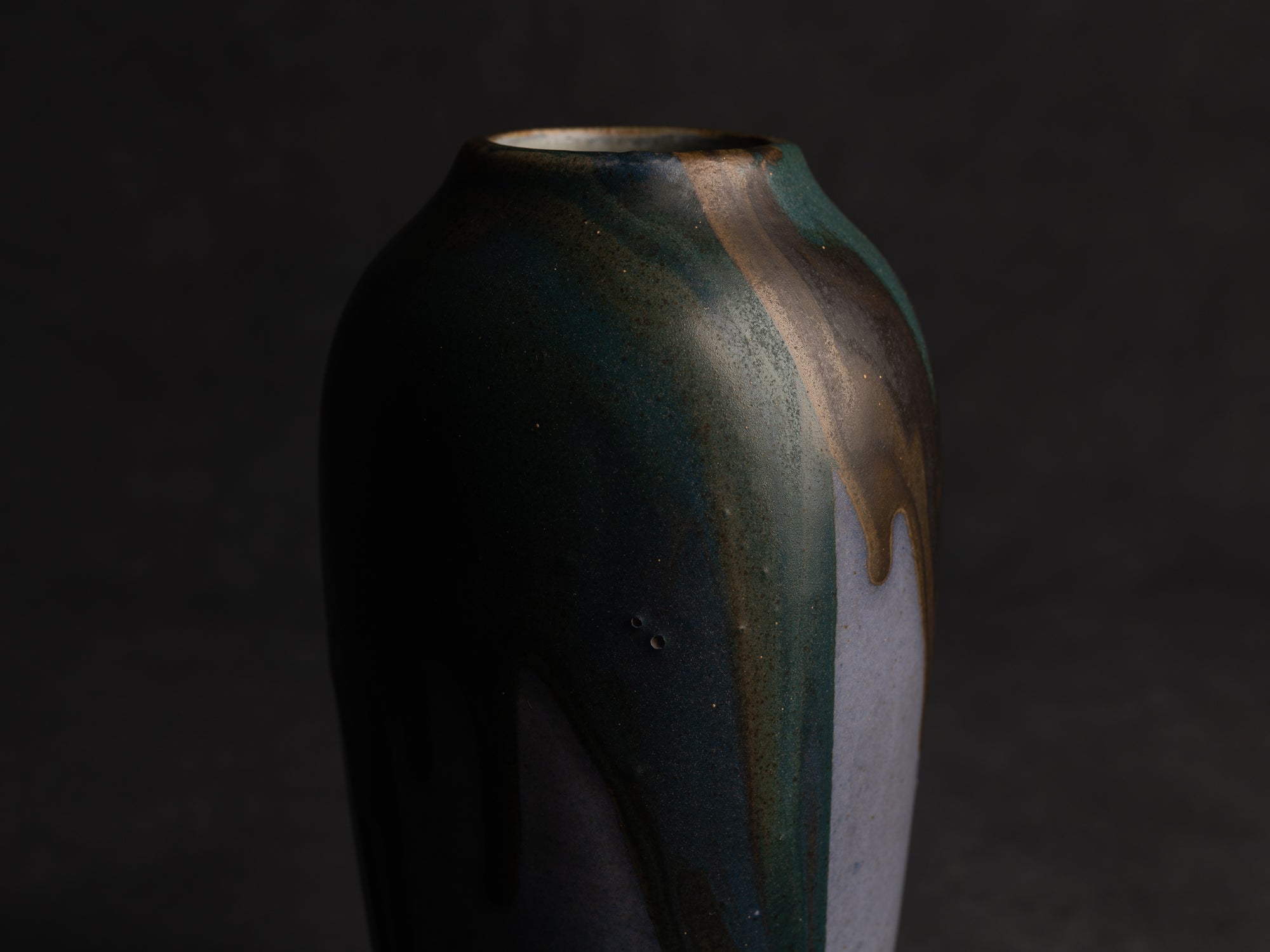 Vase balustre en grès de Léon Pointu, Atelier Pointu, France (vers 1925-30)..School of Carriès, stoneware ovoid vase by Léon Pointu, Atelier Pointu, France (circa 1925-30)