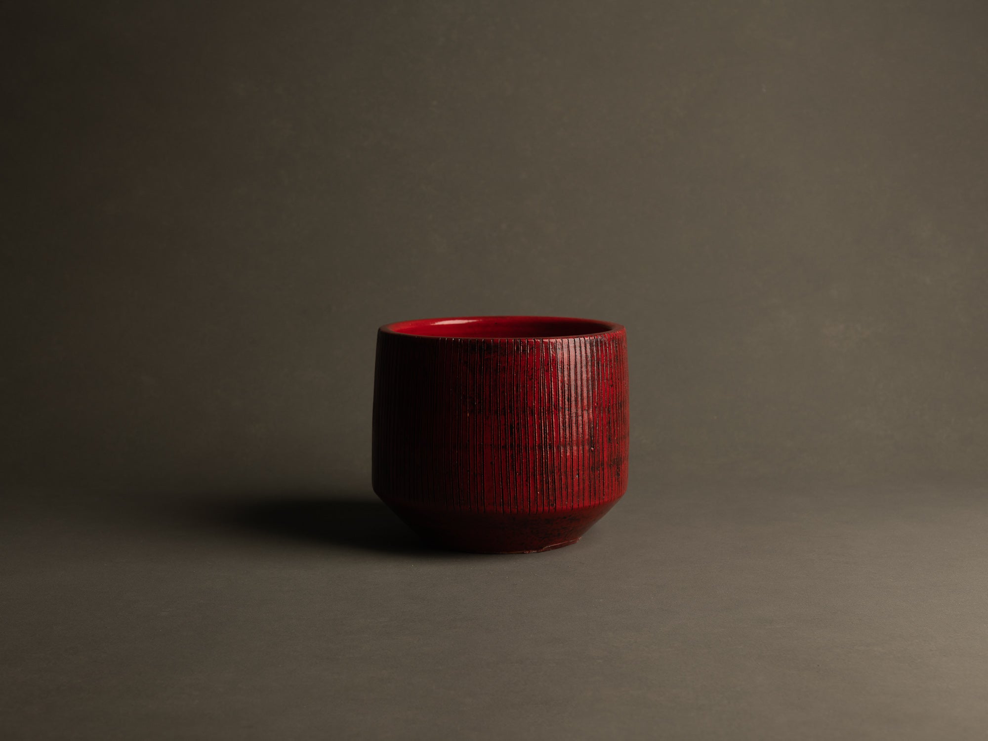 Rare vase / pot "série jardin" de Mado Jolain, France (vers 1960)..Unique Vase / Pot by Mado Jolain, France (circa 1960)
