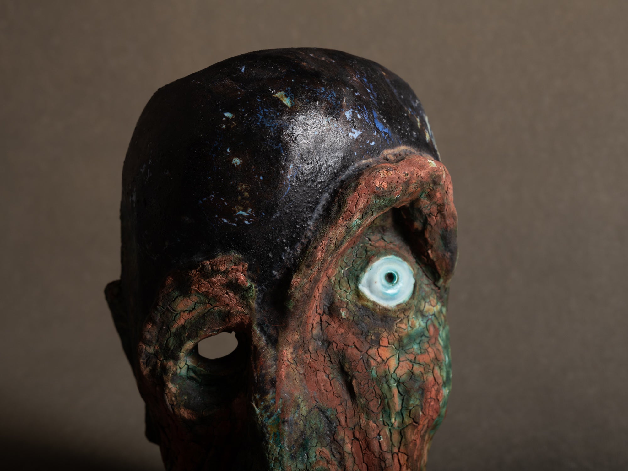 Exceptionnel masque mural de Henri‑Georges Dupetit, France (vers 1965)..Outstanding mask by Henri‑Georges Dupetit, France (circa 1965)