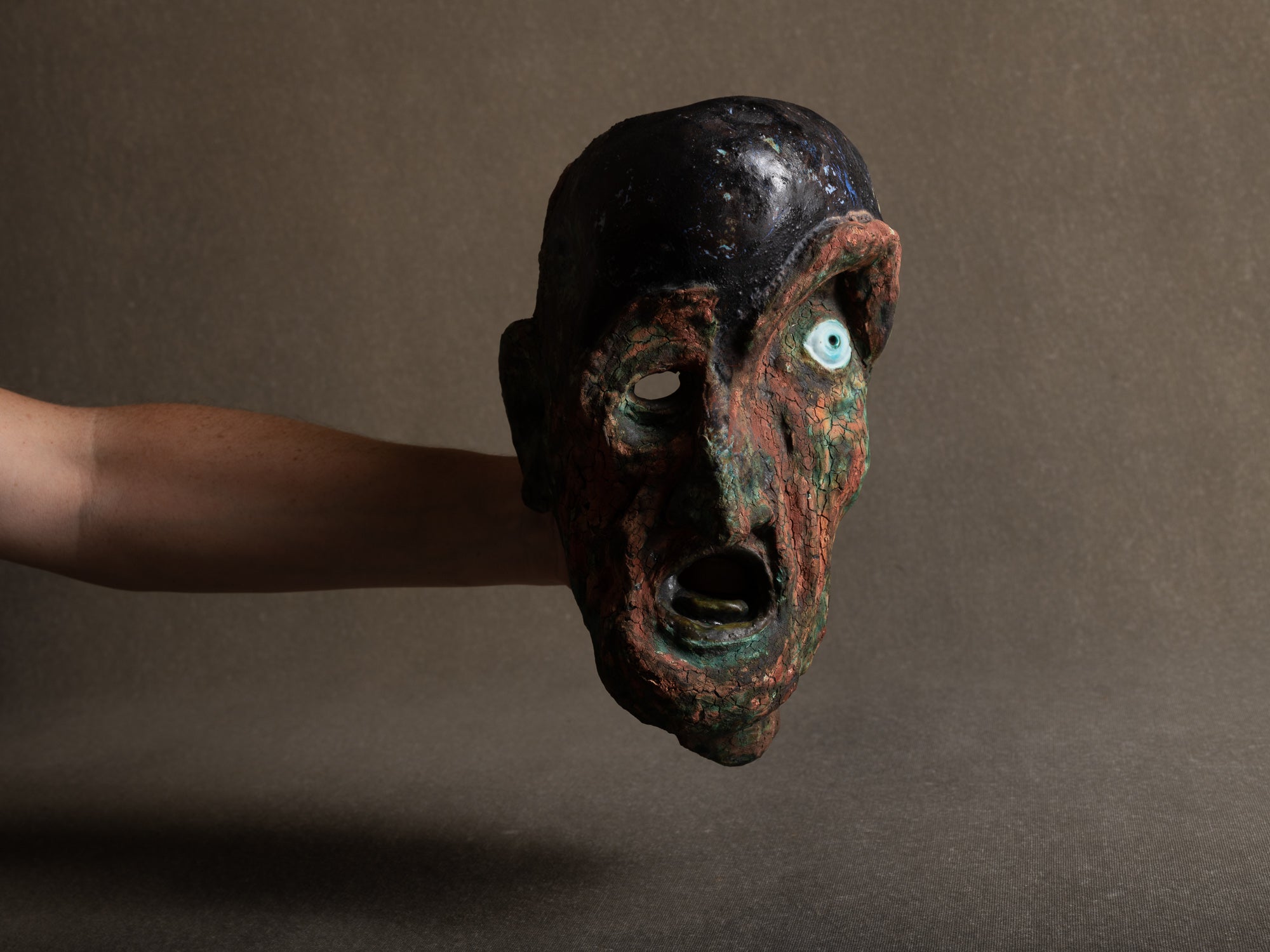 Exceptionnel masque mural de Henri‑Georges Dupetit, France (vers 1965)..Outstanding mask by Henri‑Georges Dupetit, France (circa 1965)