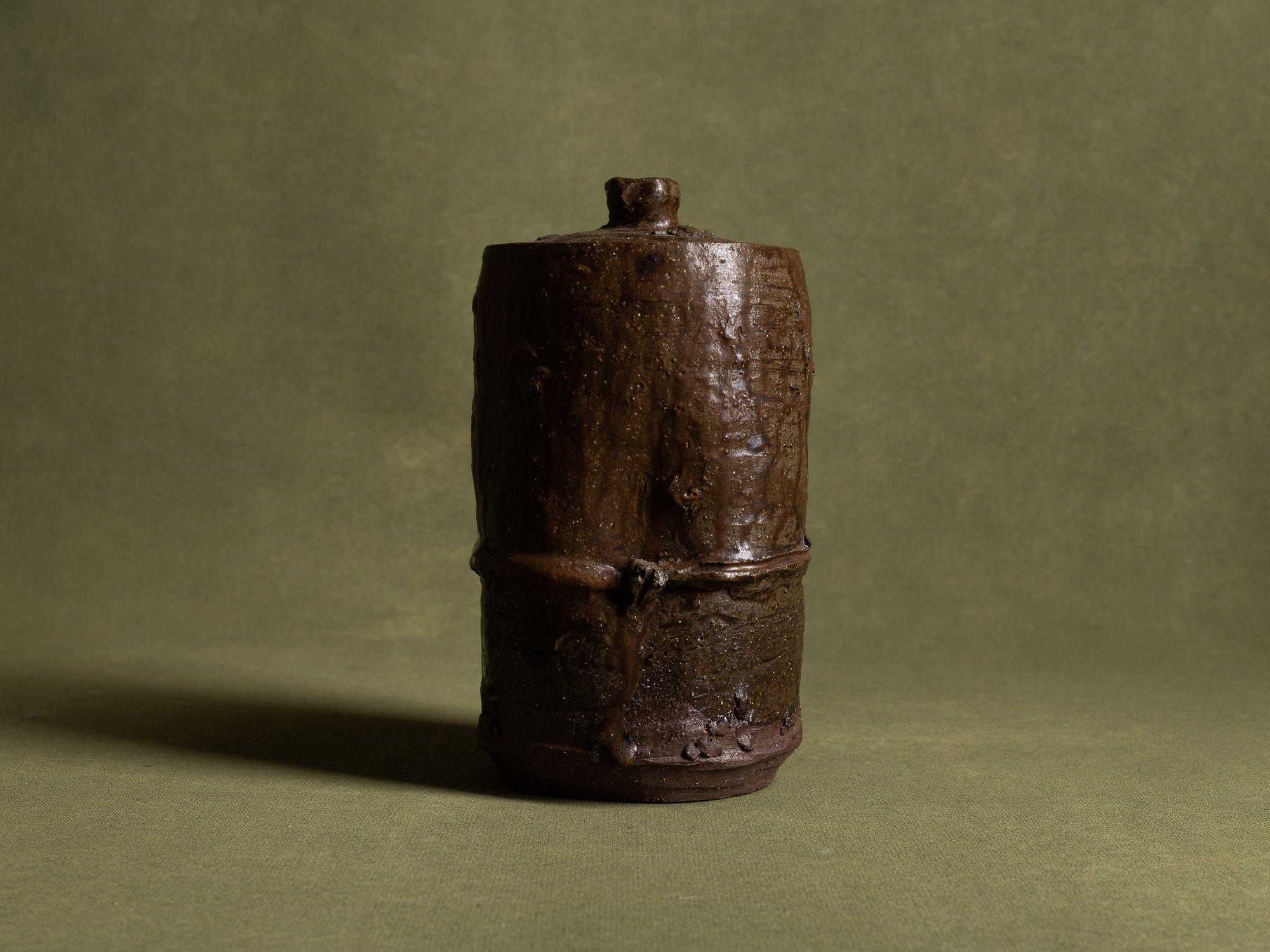 Mizusashi, pot couvert à eau, Japon (ère Shōwa)..Seto ware water pot Mizusashi , Japan (Shōwa era)