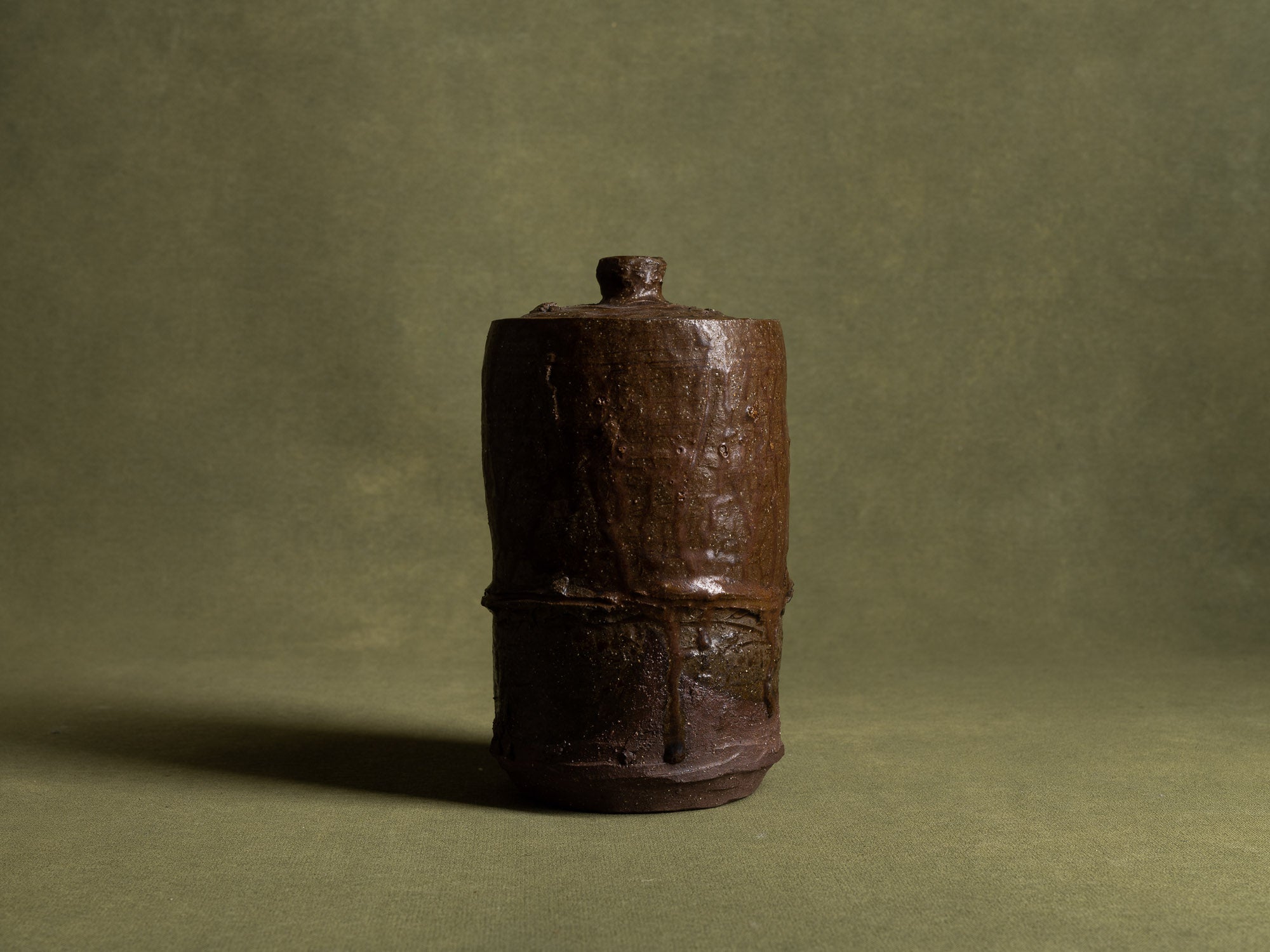 Mizusashi, pot couvert à eau, Japon (ère Shōwa)..Seto ware water pot Mizusashi , Japan (Shōwa era)