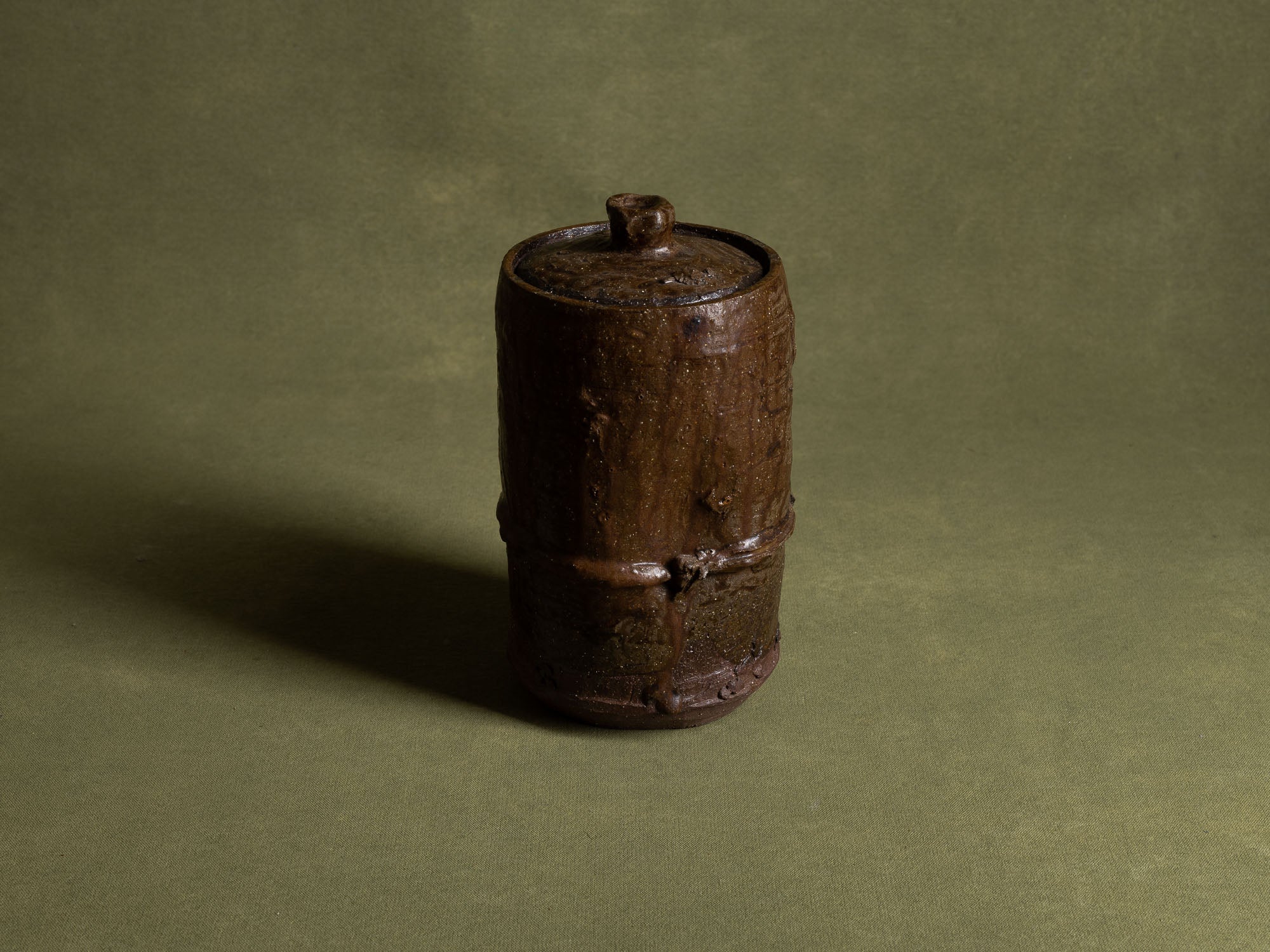 Mizusashi, pot couvert à eau, Japon (ère Shōwa)..Seto ware water pot Mizusashi , Japan (Shōwa era)