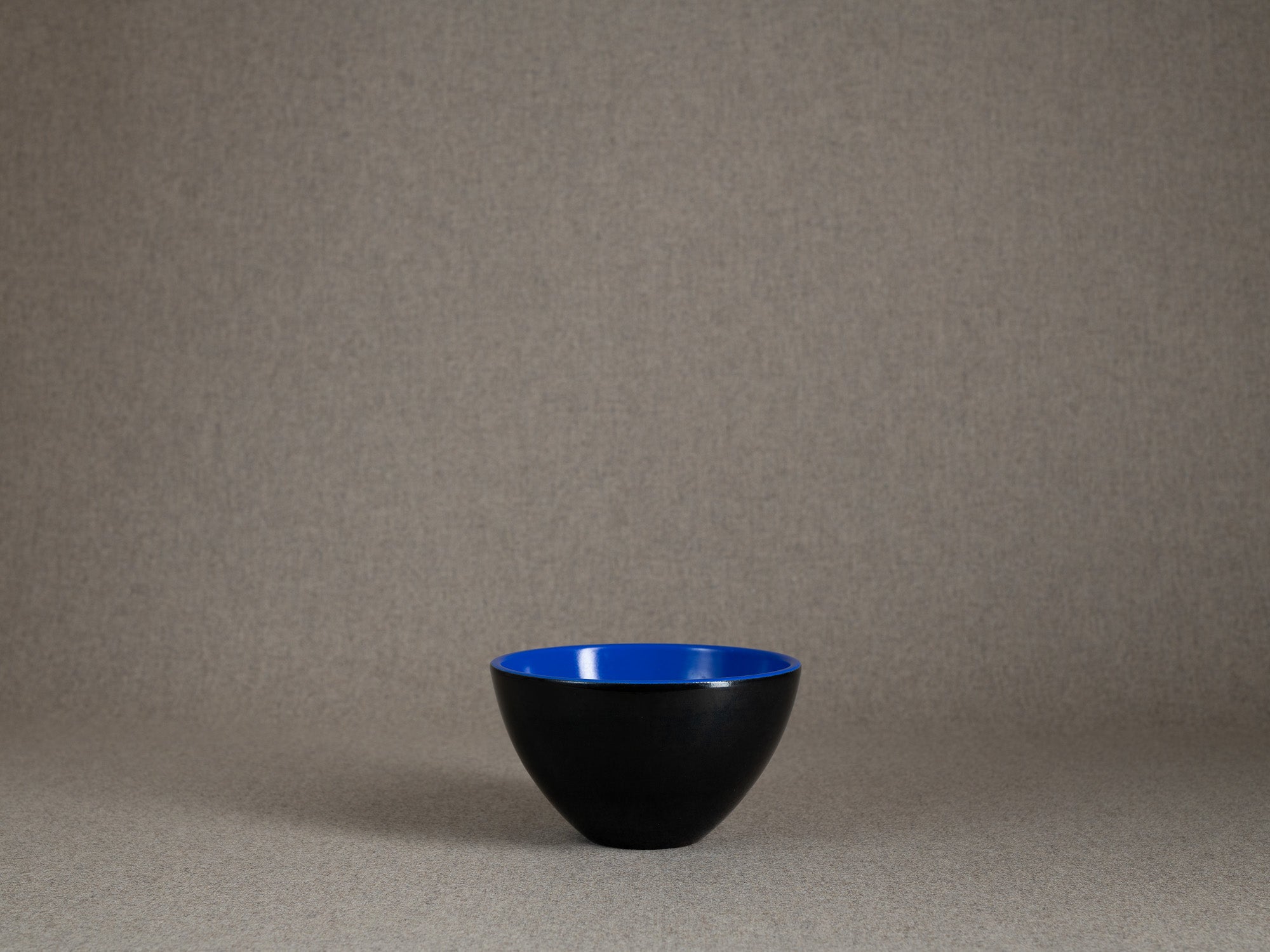 Suite de coupes gigognes "constructivistes" par Fernand Elchinger à Soufflenheim, France (vers 1955-58)..Set of 3 "bauhaus" bowls by Fernand Elchinger in Soufflenheim, France (circa 1955-58)
