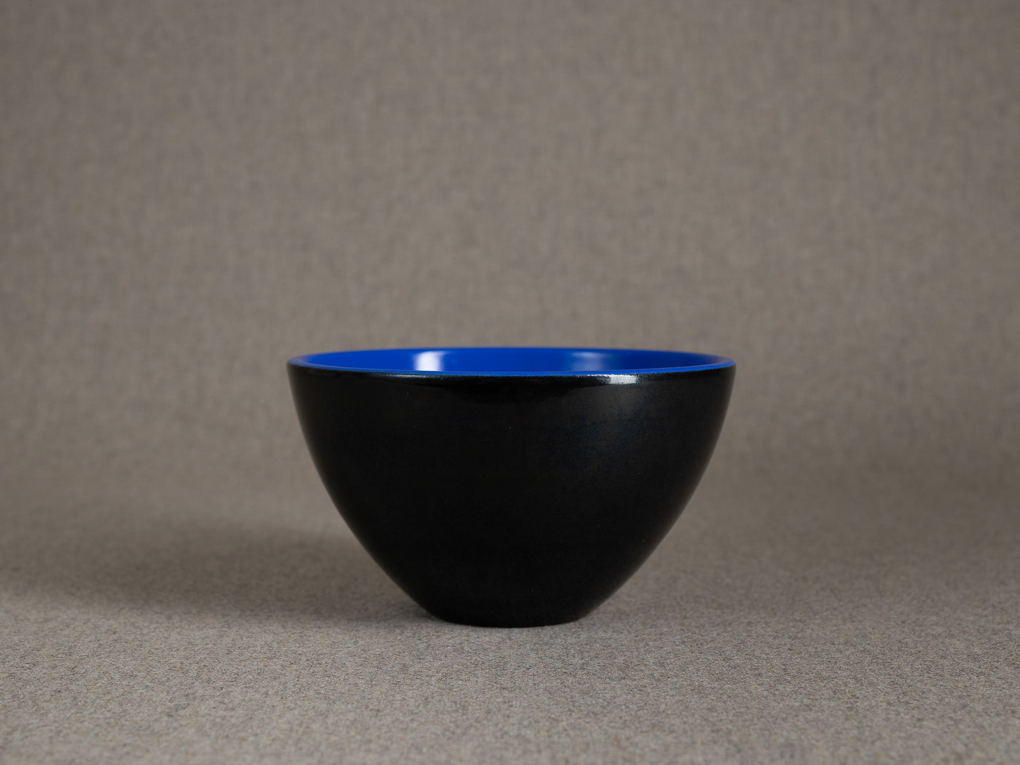 Suite de coupes gigognes "constructivistes" par Fernand Elchinger à Soufflenheim, France (vers 1955-58)..Set of 3 "bauhaus" bowls by Fernand Elchinger in Soufflenheim, France (circa 1955-58)