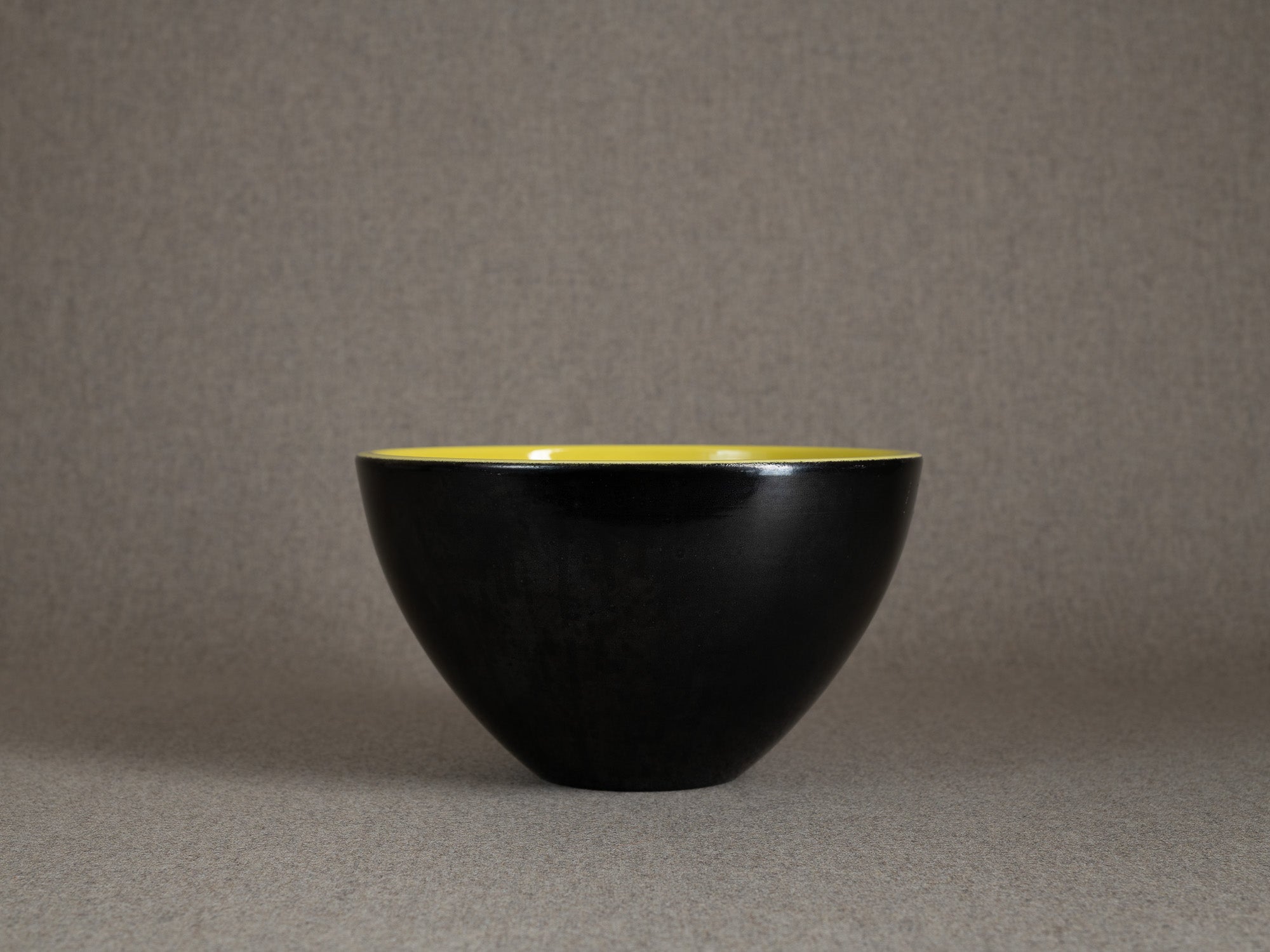 Suite de coupes gigognes "constructivistes" par Fernand Elchinger à Soufflenheim, France (vers 1955-58)..Set of 3 "bauhaus" bowls by Fernand Elchinger in Soufflenheim, France (circa 1955-58)