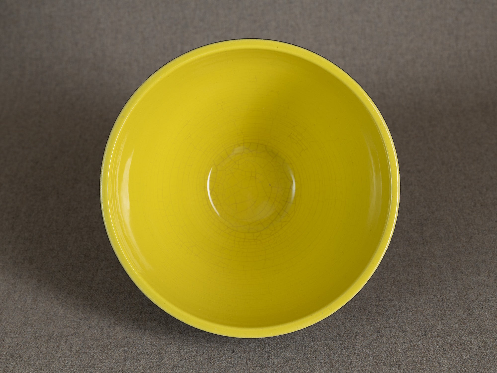 Suite de coupes gigognes "constructivistes" par Fernand Elchinger à Soufflenheim, France (vers 1955-58)..Set of 3 "bauhaus" bowls by Fernand Elchinger in Soufflenheim, France (circa 1955-58)