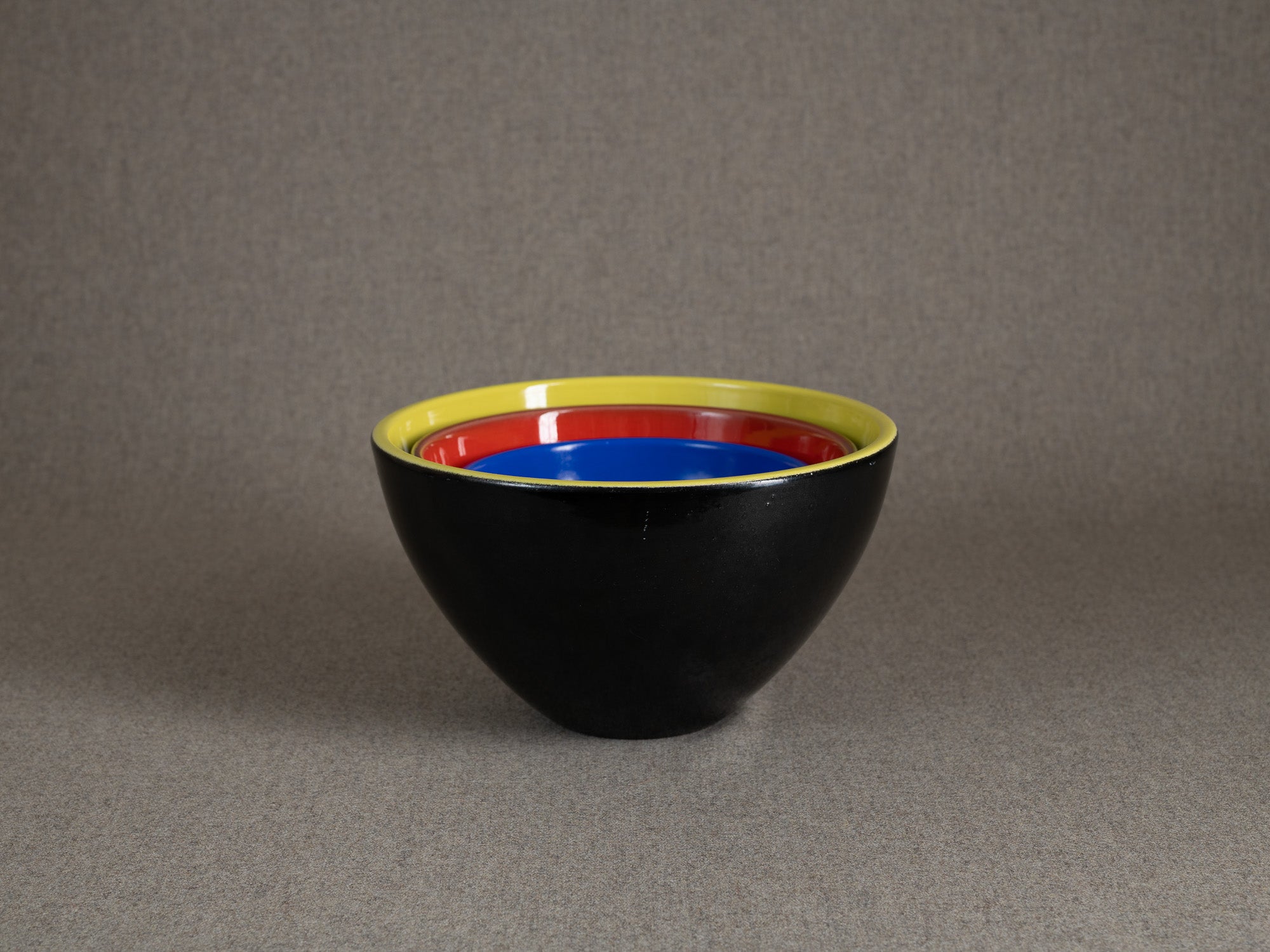 Suite de coupes gigognes "constructivistes" par Fernand Elchinger à Soufflenheim, France (vers 1955-58)..Set of 3 "bauhaus" bowls by Fernand Elchinger in Soufflenheim, France (circa 1955-58)