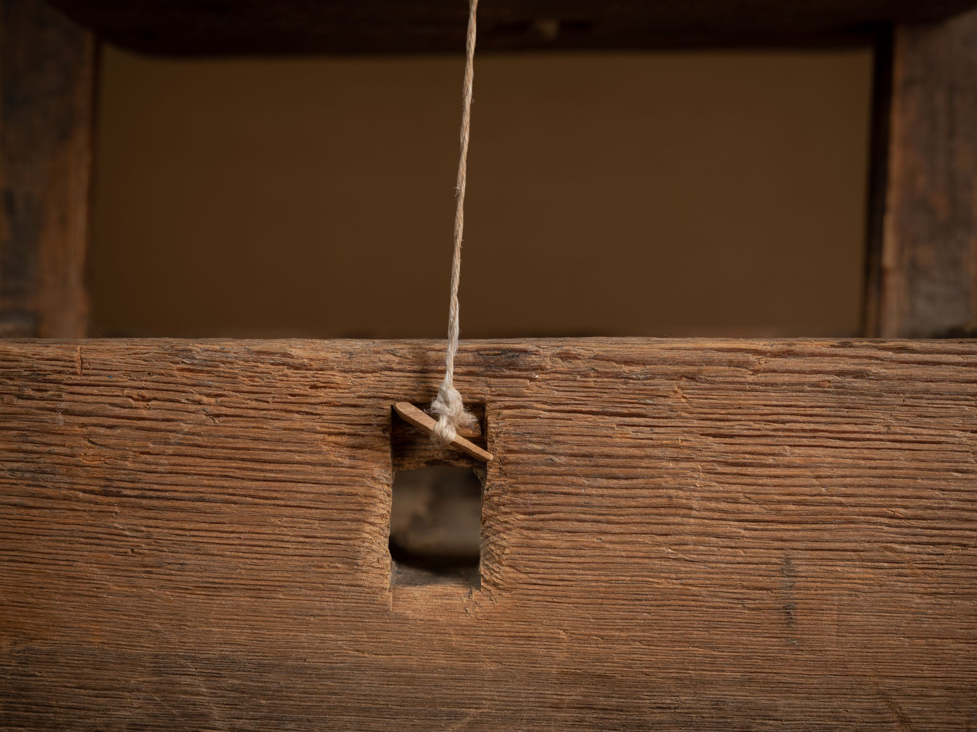 Rare piège à souris, Suède (Fin du XVIIIe / début du XIXe siècle)..Rare mousetrap, Sweden (late 18th / early 19th century)