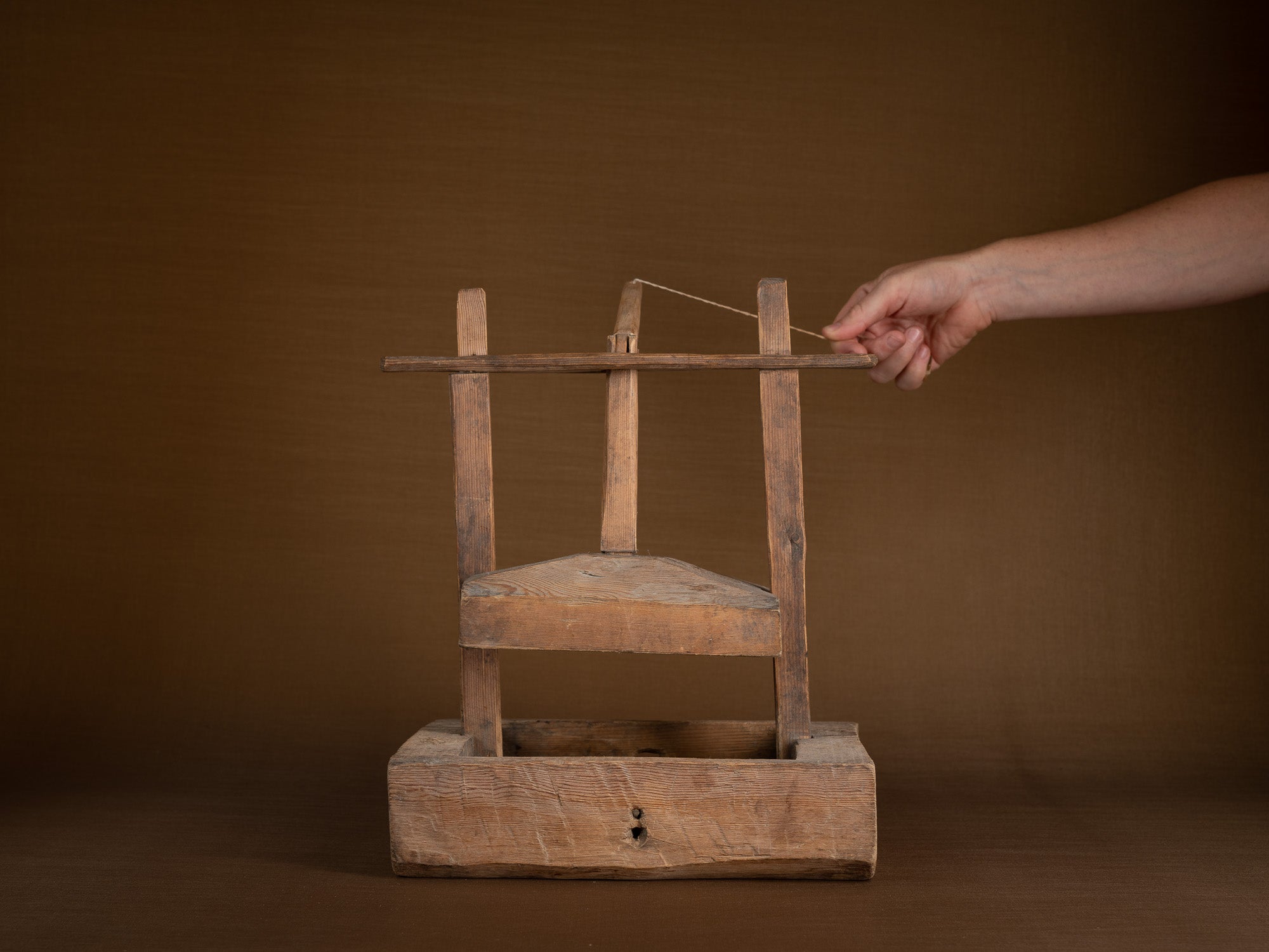 Rare piège à souris, Suède (Fin du XVIIIe / début du XIXe siècle)..Rare mousetrap, Sweden (late 18th / early 19th century)