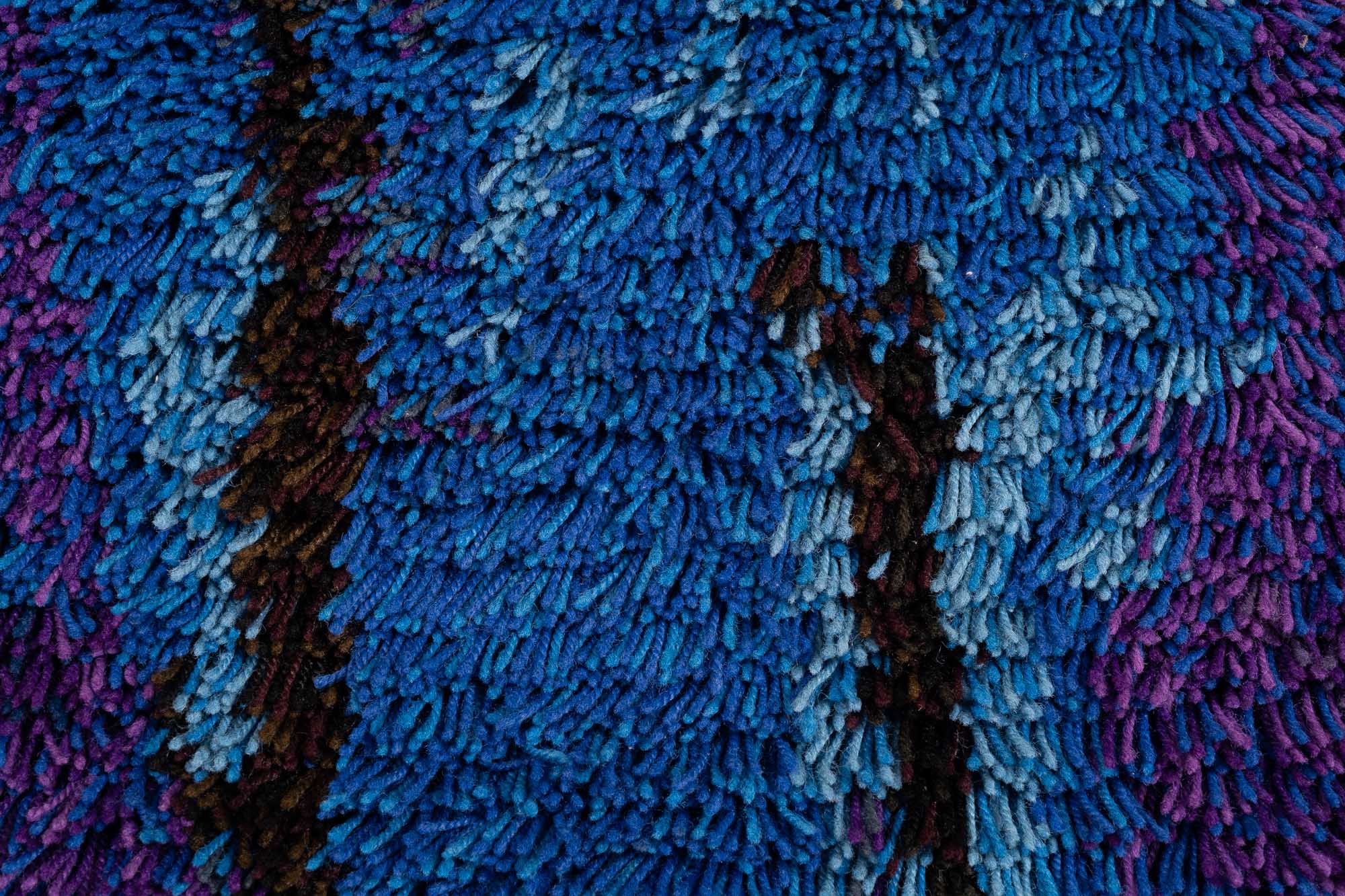 Tapisserie / Tapis Ryijy en laine, Finlande (vers 1968)..Ryijy rug / wall tapestry, Finland (ca. 1968)