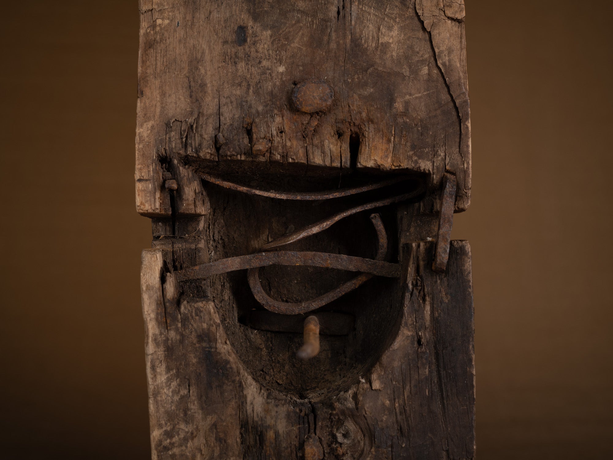 Rare serrure ancienne, art paysan, Suède (XVIIIe siècle)..Rare old lock, peasant art, Sweden (18th century)