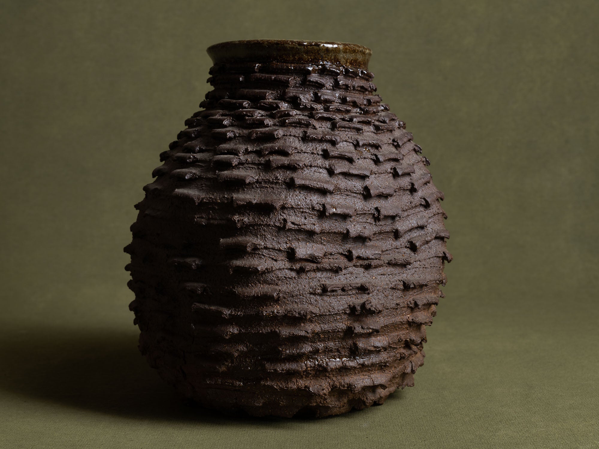 Vase sculptural de Shōzō Michikawa, Japon (vers 2005)..Freeform sculptural vase by Shōzō Michikawa, Japan (ca. 2005)
