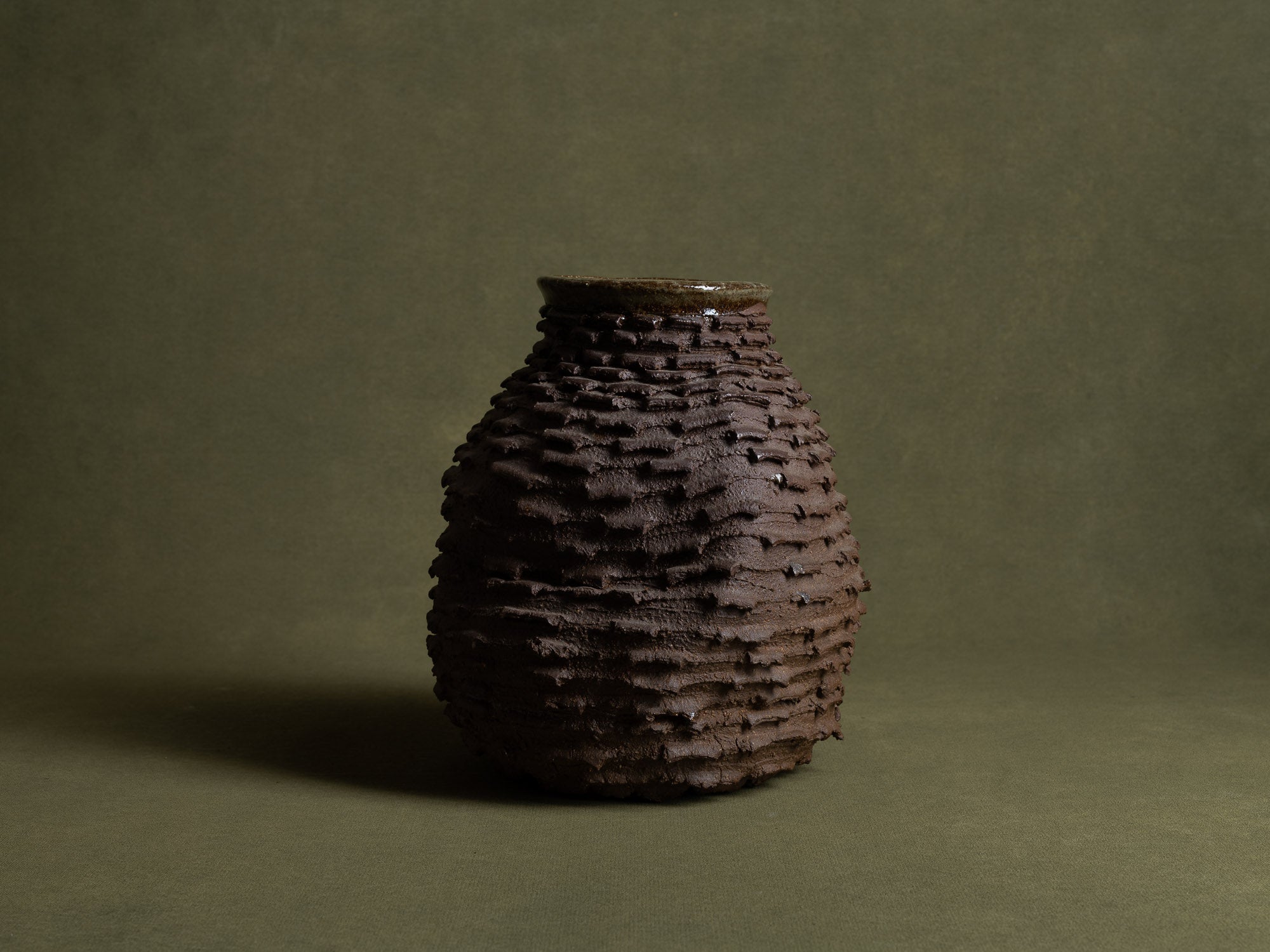 Vase sculptural de Shōzō Michikawa, Japon (vers 2005)..Freeform sculptural vase by Shōzō Michikawa, Japan (ca. 2005)