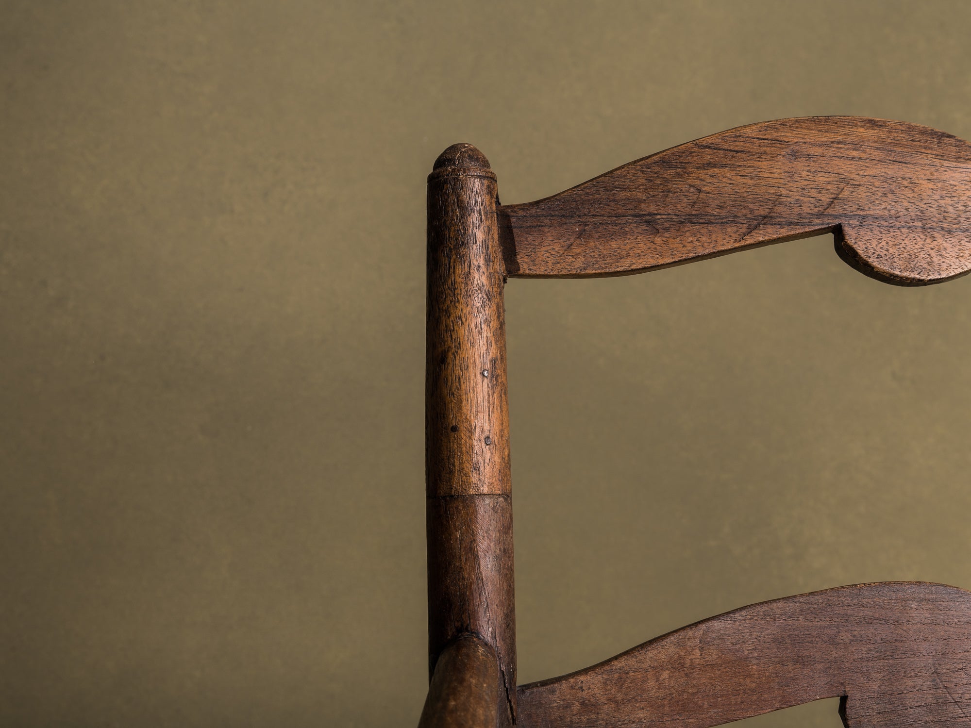 Fauteuil paillé, art paysan provençal, France (Fin du XVIIIe / début du XIXe siècle)..Provence Straw armchair, peasant art, France (Late 18th / early 19th century)