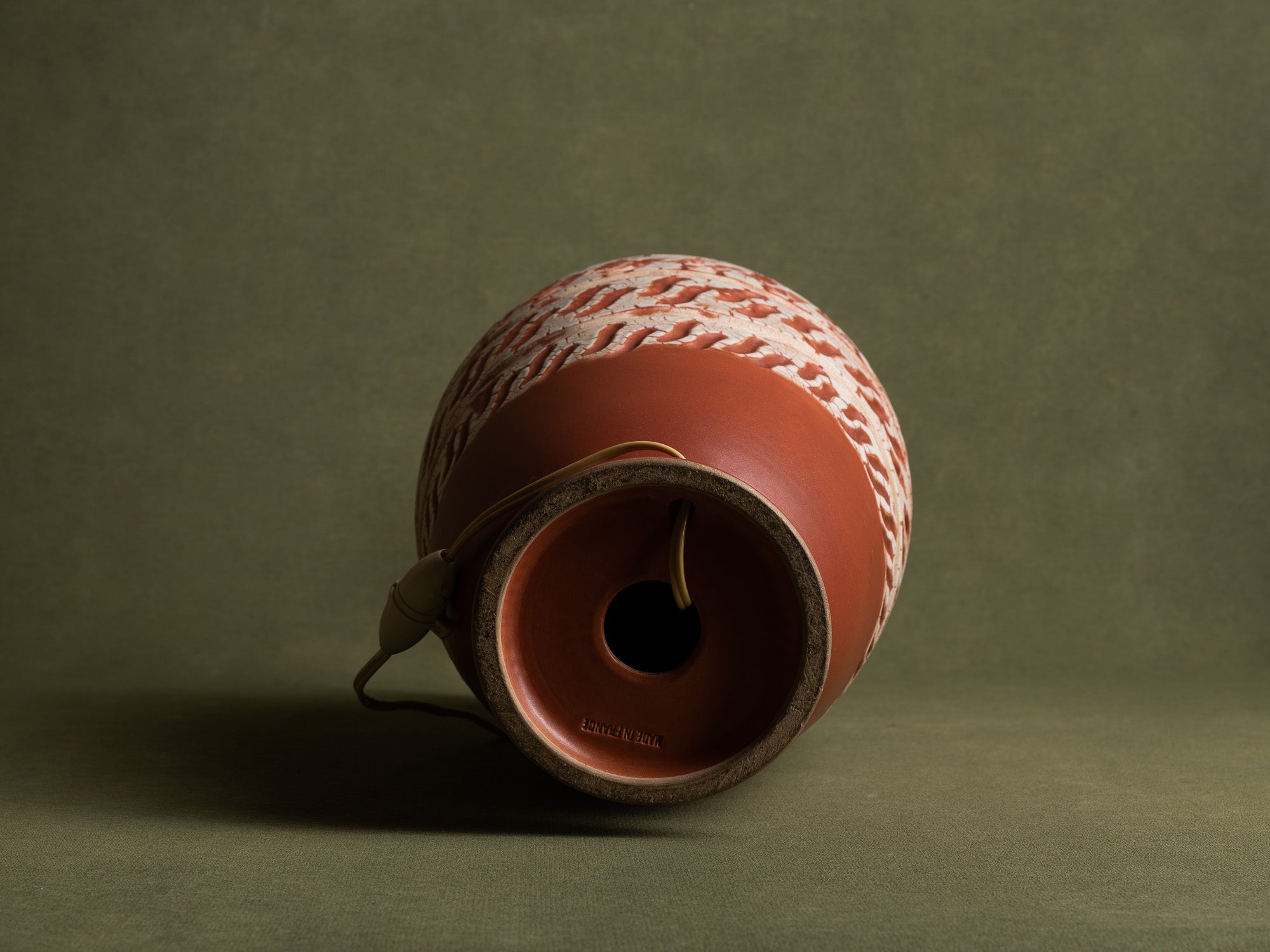 Rare grande lampe de table de Pol Chambost, France (vers 1935-36)..Rare table lamp by Pol Chambost, France (circa 1935-36)