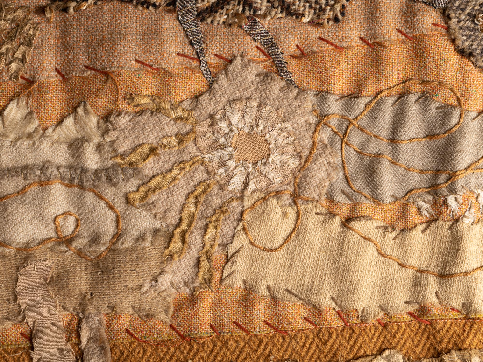 Tapisserie "les animaux superposés" de Chica, France (vers 1965)..Wall tapestry "les animaux superposés" by Chica, France (circa 1965)