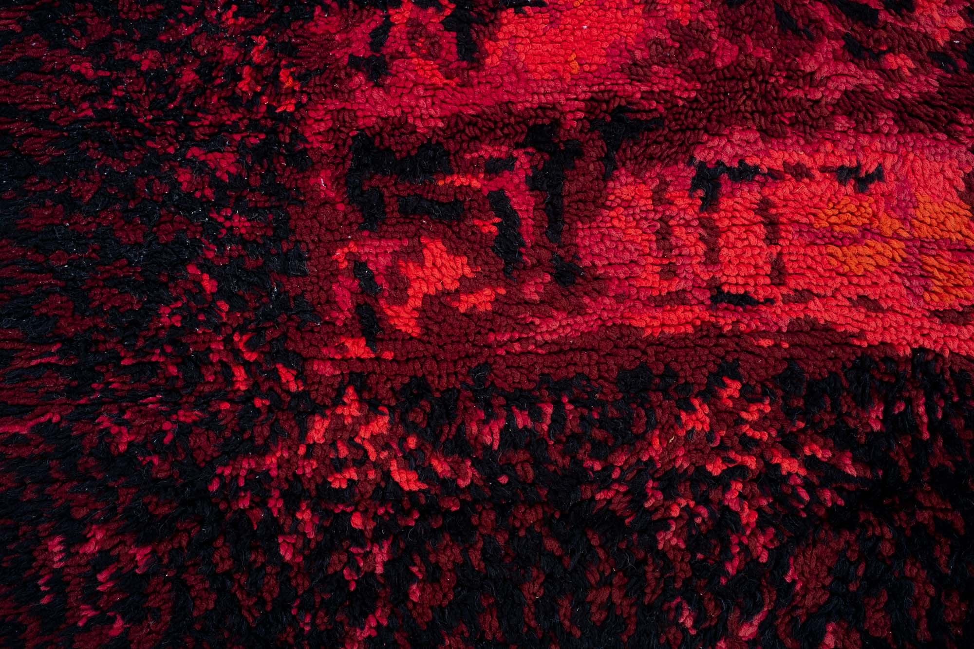 Tapisserie / Tapis Ryijy en laine, Finlande (vers 1960)..Ryijy rug / wall tapestry, Finland (ca. 1960)