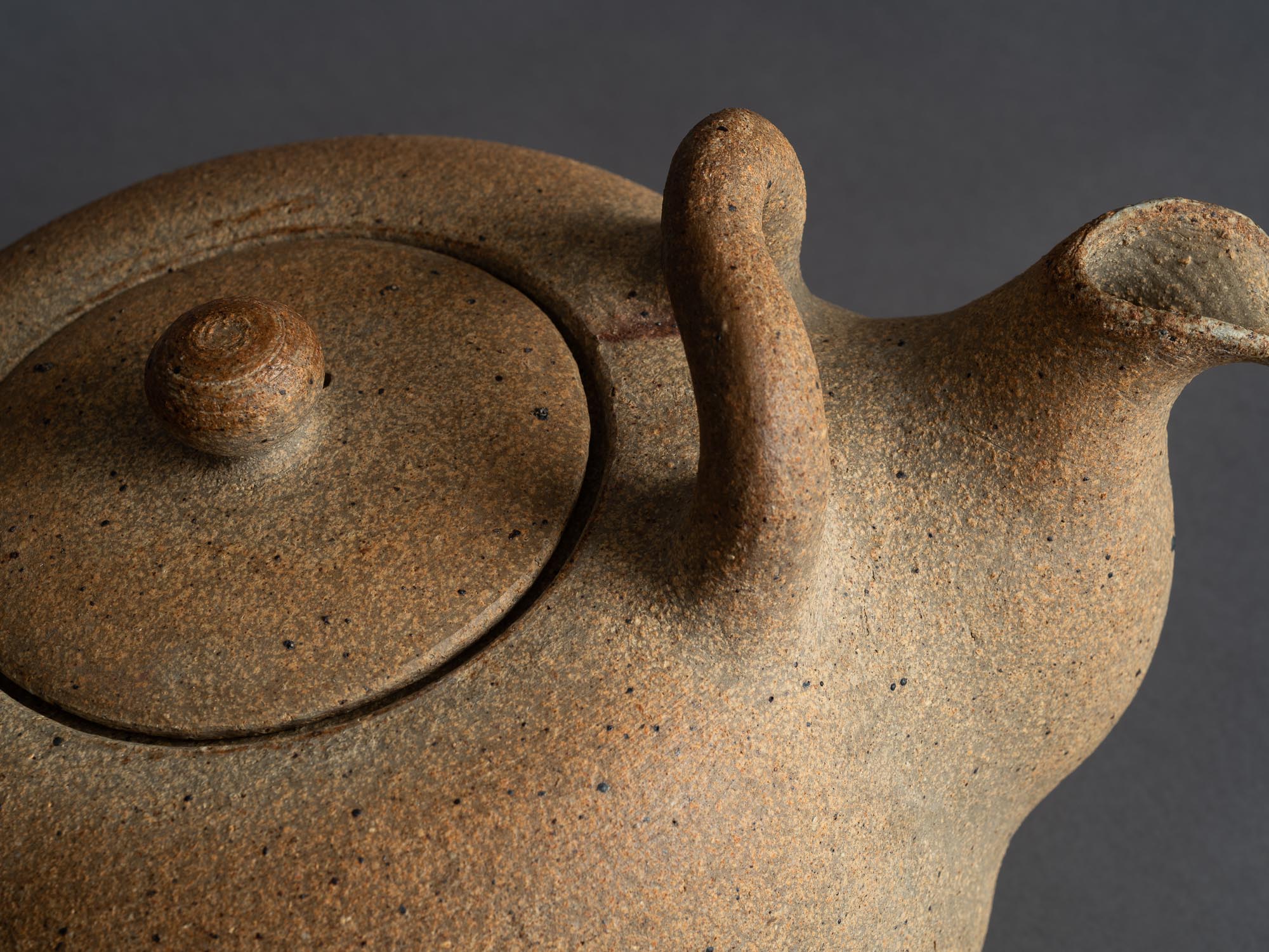 Grande théière par Nils Kähler pour Kähler keramik, Danemark (vers 1945)..Teapot by Nils Kähler for Kähler keramik, Denmark (circa 1945)