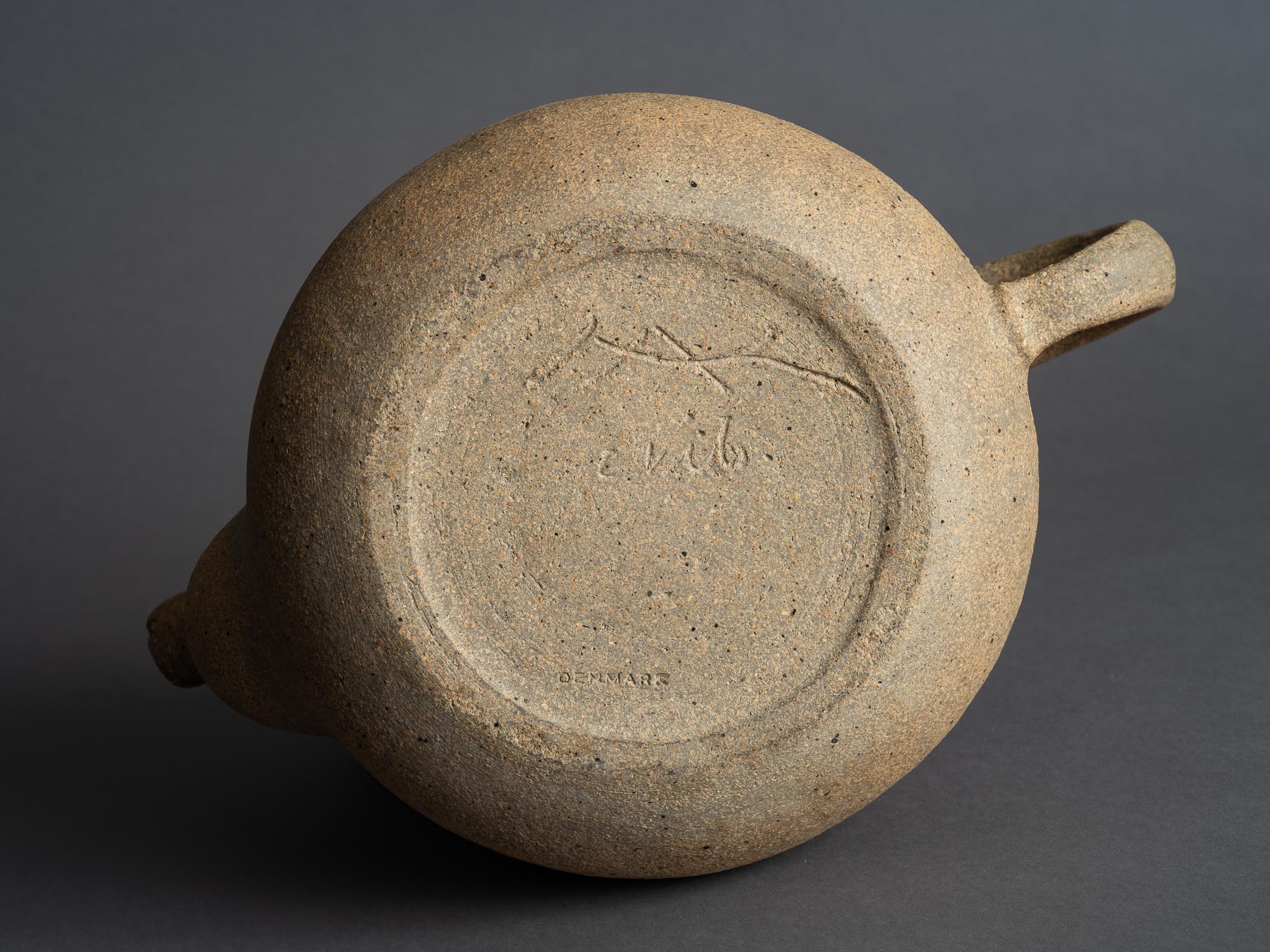 Grande théière par Nils Kähler pour Kähler keramik, Danemark (vers 1945)..Teapot by Nils Kähler for Kähler keramik, Denmark (circa 1945)