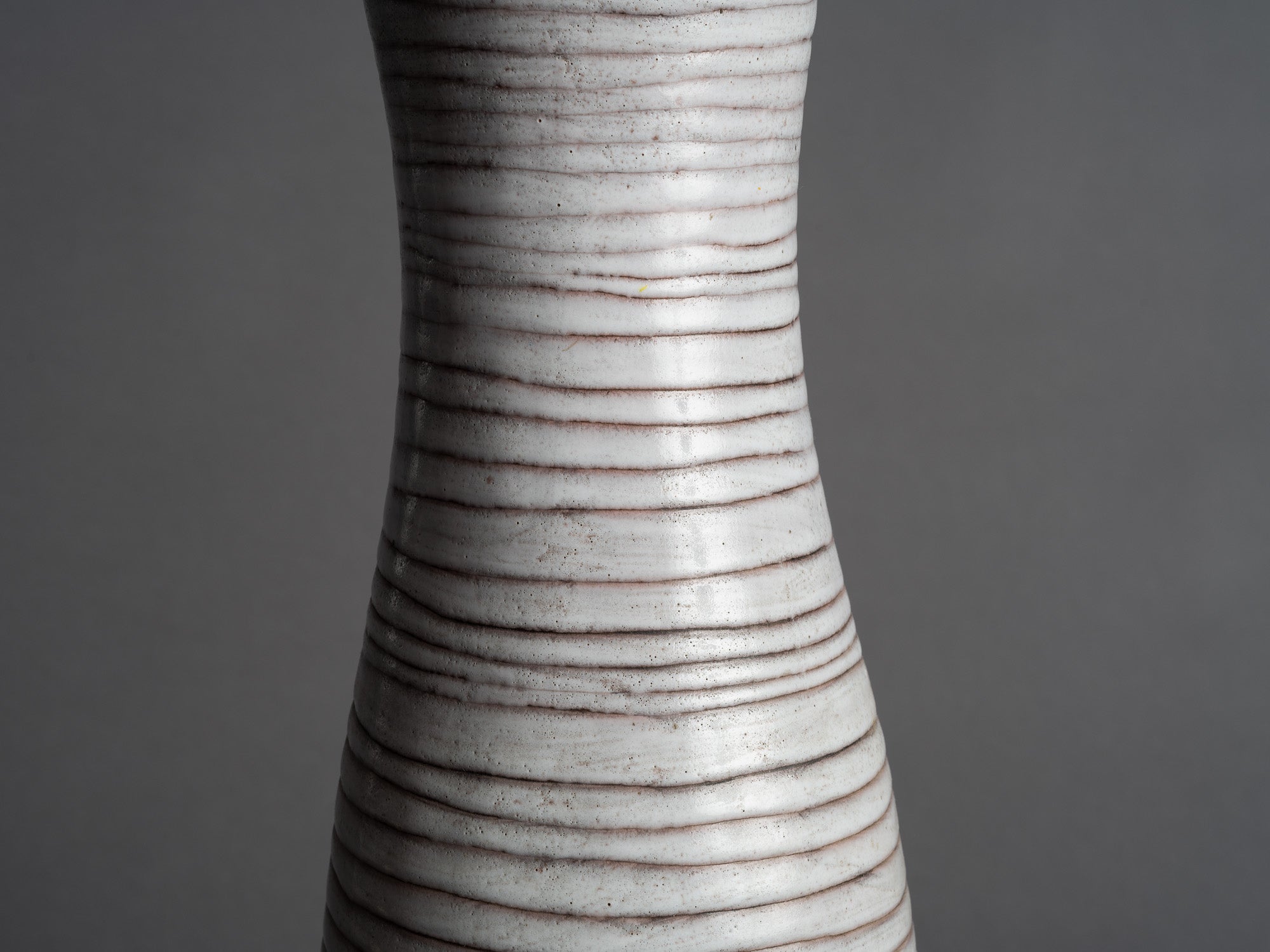 Grand vase de forme libre des frères Cloutier, France (1958)..Huge vase by Robert & Jean Cloutier, France (1958)