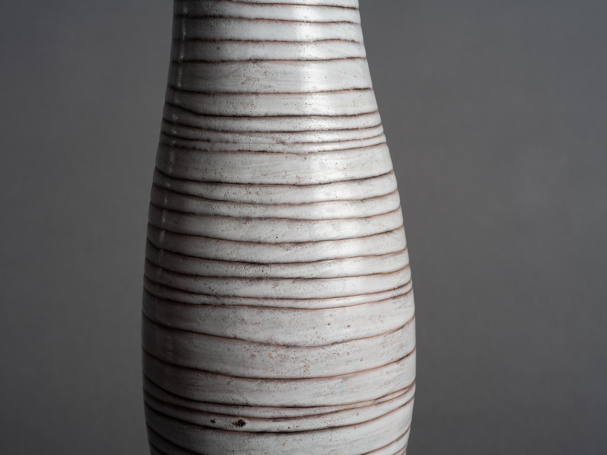 Grand vase de forme libre des frères Cloutier, France (1958)..Huge vase by Robert & Jean Cloutier, France (1958)
