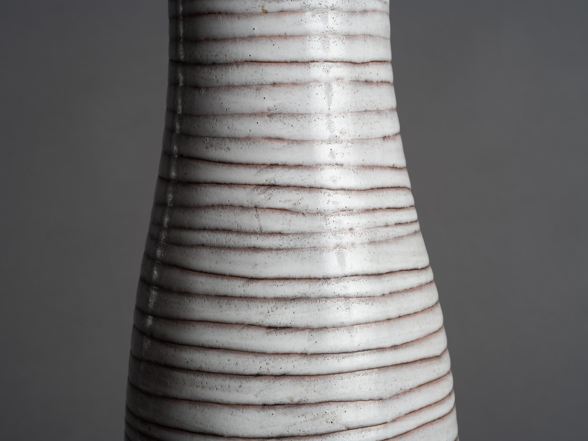 Grand vase de forme libre des frères Cloutier, France (1958)..Huge vase by Robert & Jean Cloutier, France (1958)