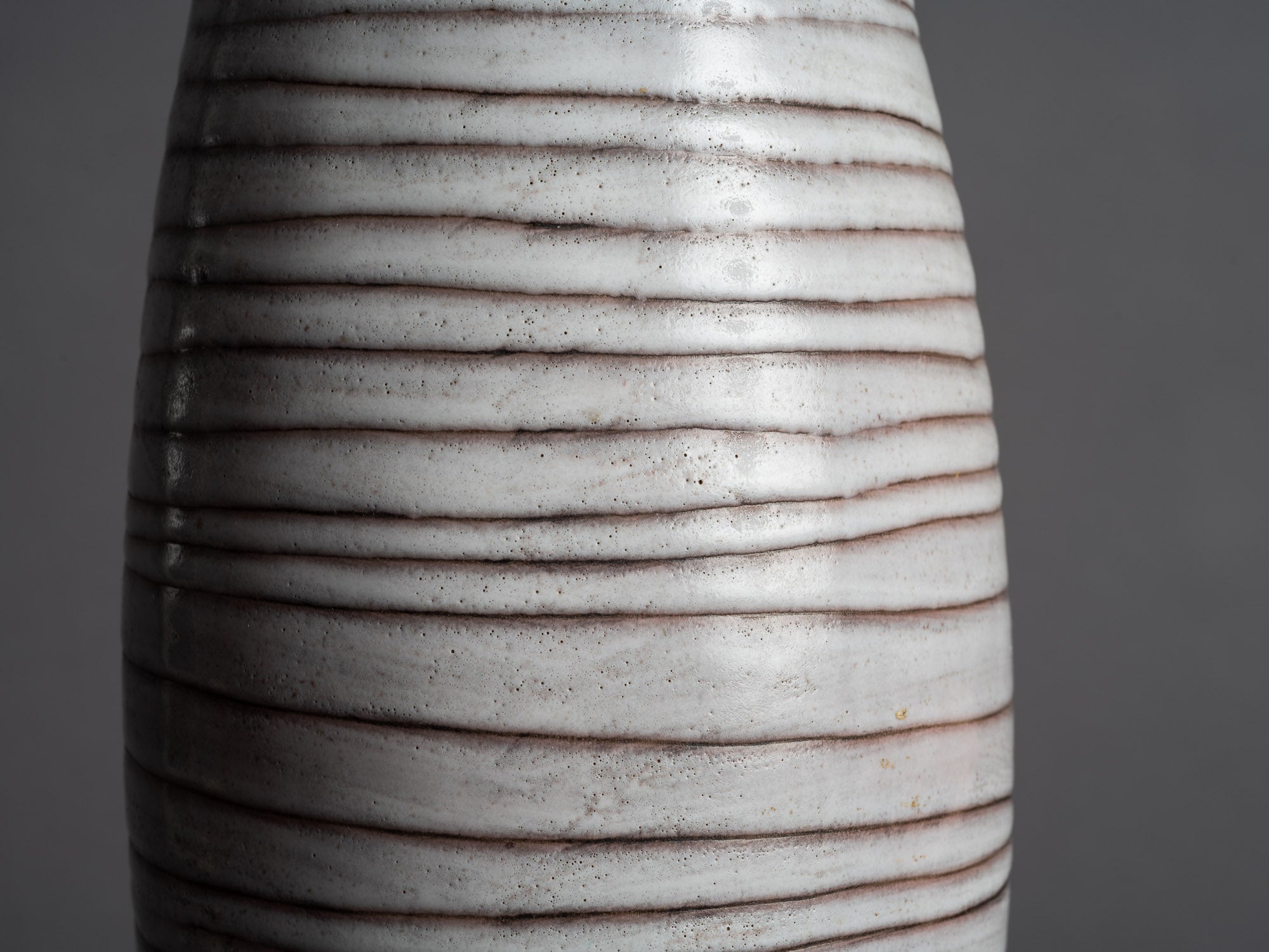 Grand vase de forme libre des frères Cloutier, France (1958)..Huge vase by Robert & Jean Cloutier, France (1958)