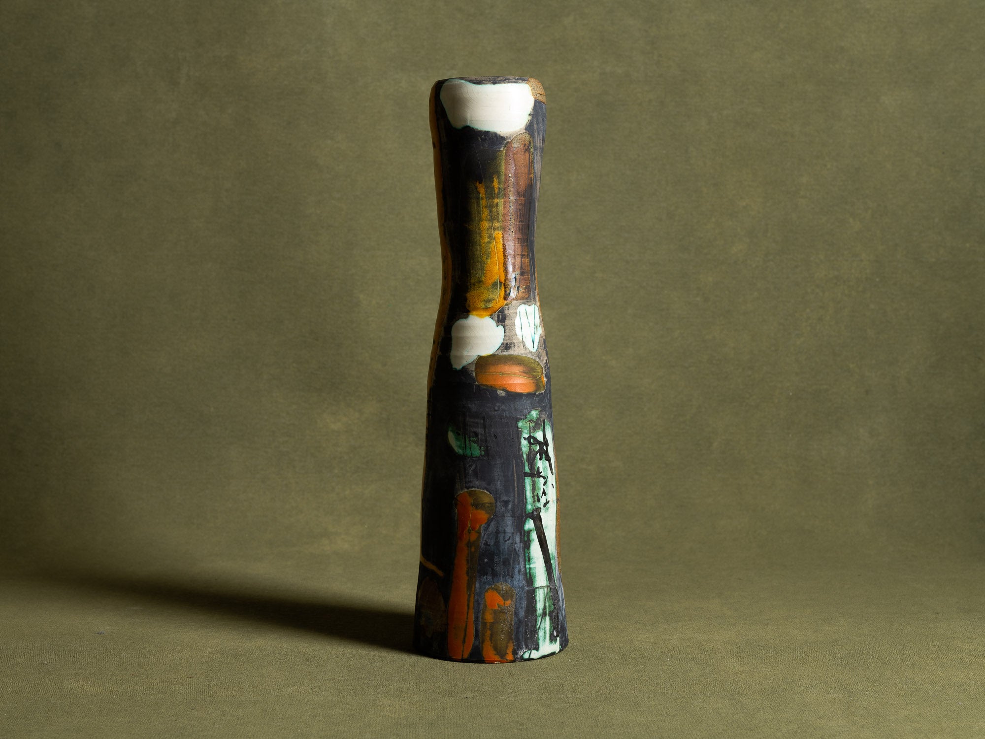 Important vase de Gilbert Portanier à Vallauris, France (vers 1975)..Oustanding muticouloured Vallauris vase by Gilbert Portanier, France (circa 1975)