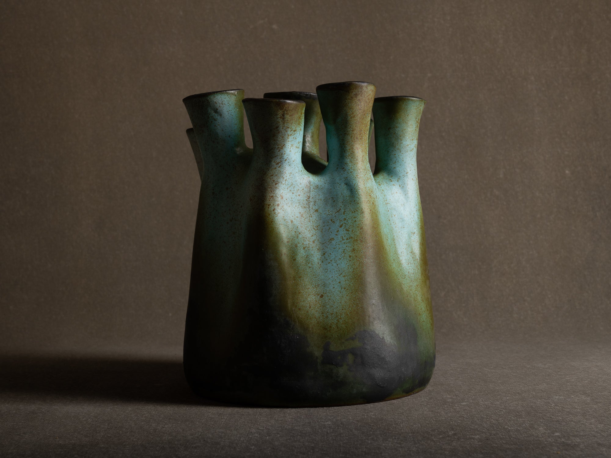 Important vase lichen de Henri‑Georges Dupetit, France (vers 1955)..Outstanding ikebana lichen vase by Henri‑Georges Dupetit, France (circa 1955)
