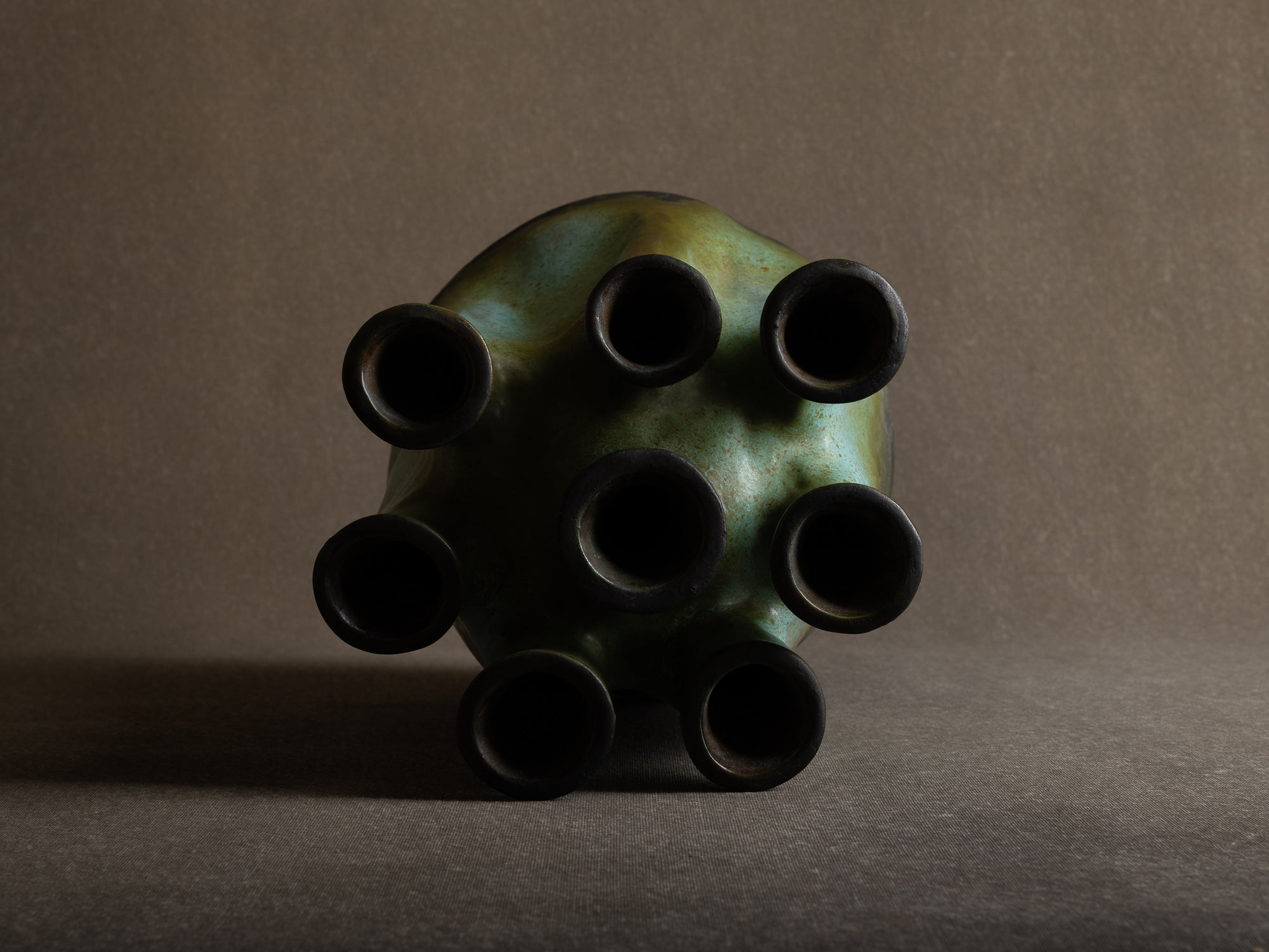 Important vase lichen de Henri‑Georges Dupetit, France (vers 1955)..Outstanding ikebana lichen vase by Henri‑Georges Dupetit, France (circa 1955)