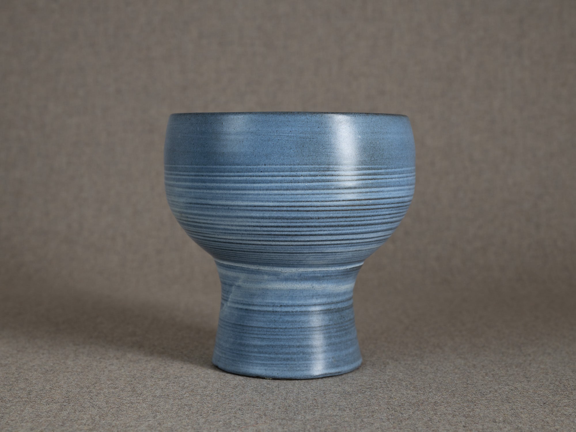 Coupe calice de Jacques Stahli, France (vers 1960)..Chalice bowl by Jacques Stahli, France (circa 1960)