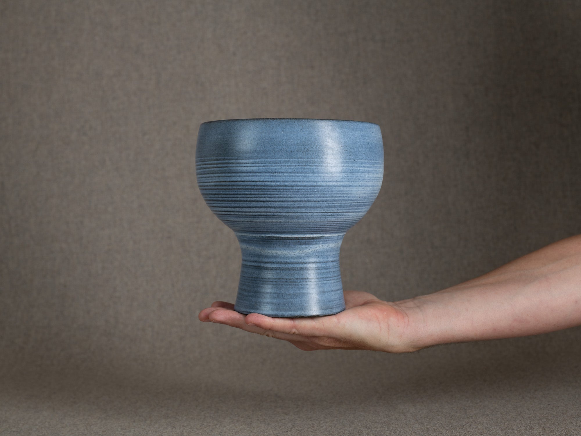 Coupe calice de Jacques Stahli, France (vers 1960)..Chalice bowl by Jacques Stahli, France (circa 1960)