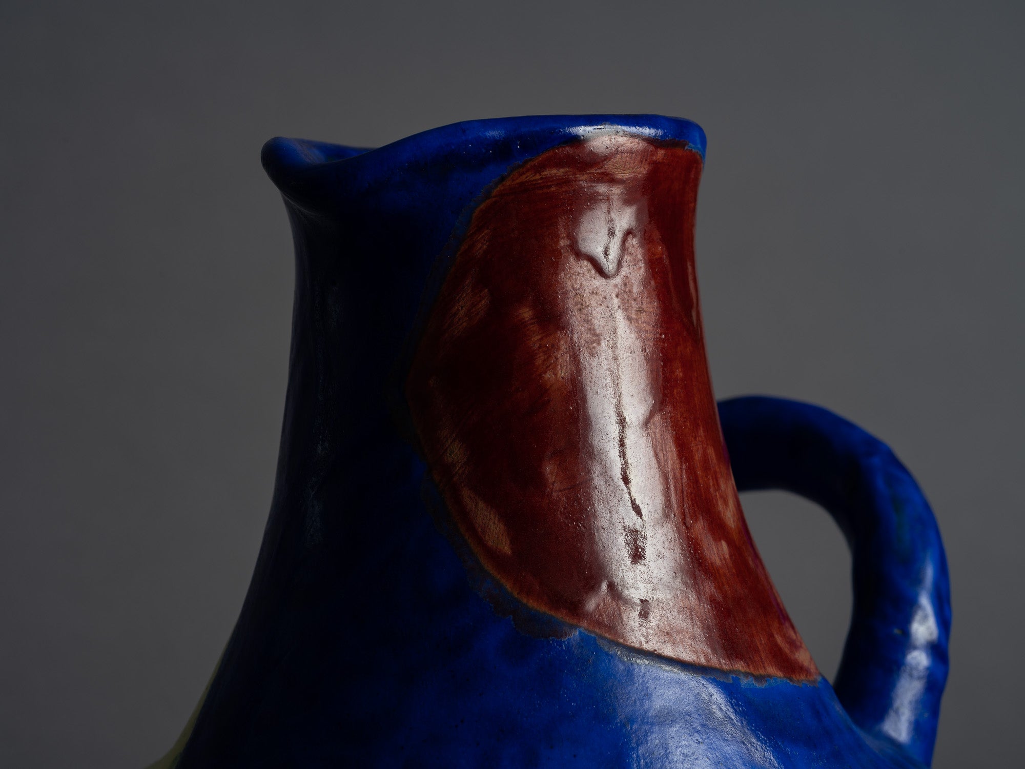 Rare vase ansé de Jean Mégard (Groupe Espace), France (1952)..Huge freeform vase by Jean Mégard (Groupe Espace), Biot, France (1952)