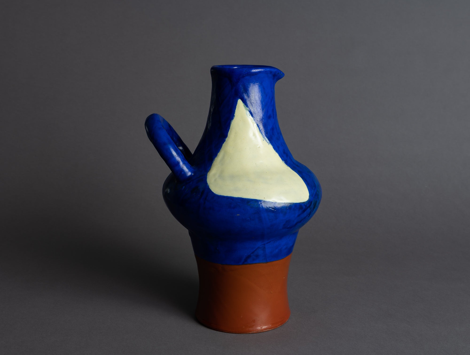 Rare vase ansé de Jean Mégard (Groupe Espace), France (1952)..Huge freeform vase by Jean Mégard (Groupe Espace), Biot, France (1952)