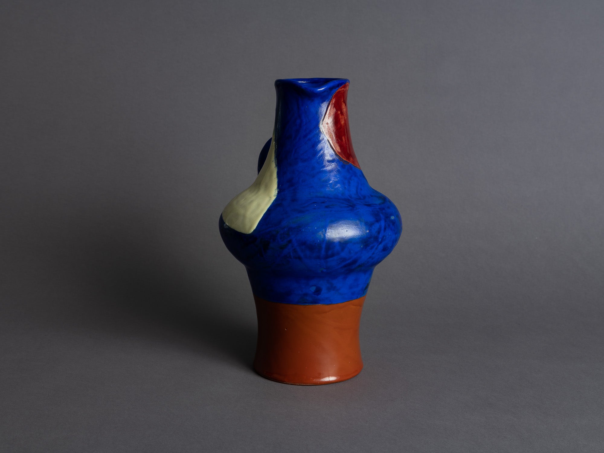 Rare vase ansé de Jean Mégard (Groupe Espace), France (1952)..Huge freeform vase by Jean Mégard (Groupe Espace), Biot, France (1952)