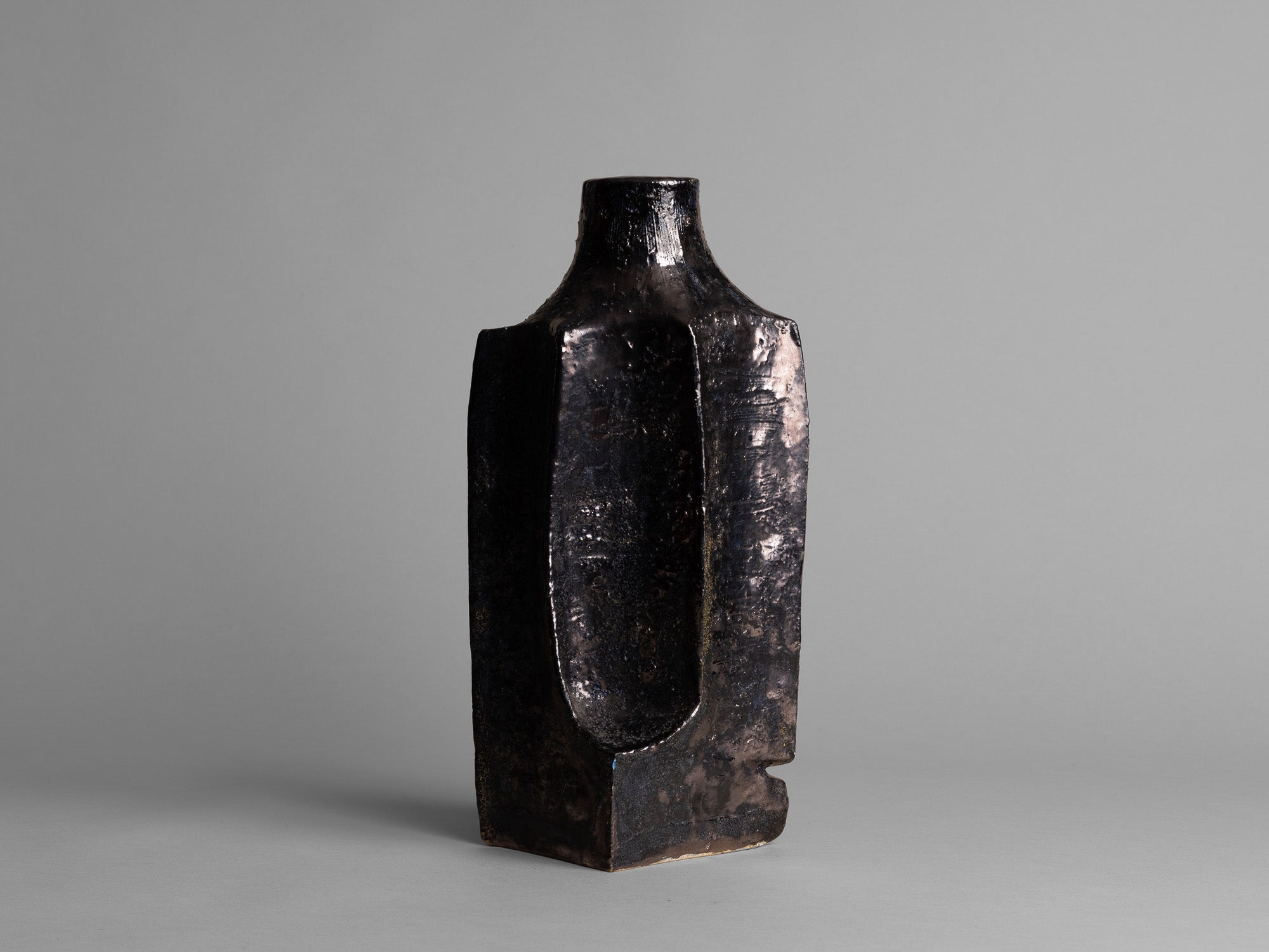 Rare vase de forme libre de Raymond Louis Quillivic, France (vers 1970) - Collection Serullaz..Huge freeform vase by Raymond Louis Quillivic, France (circa 1970) - Collection Serullaz
