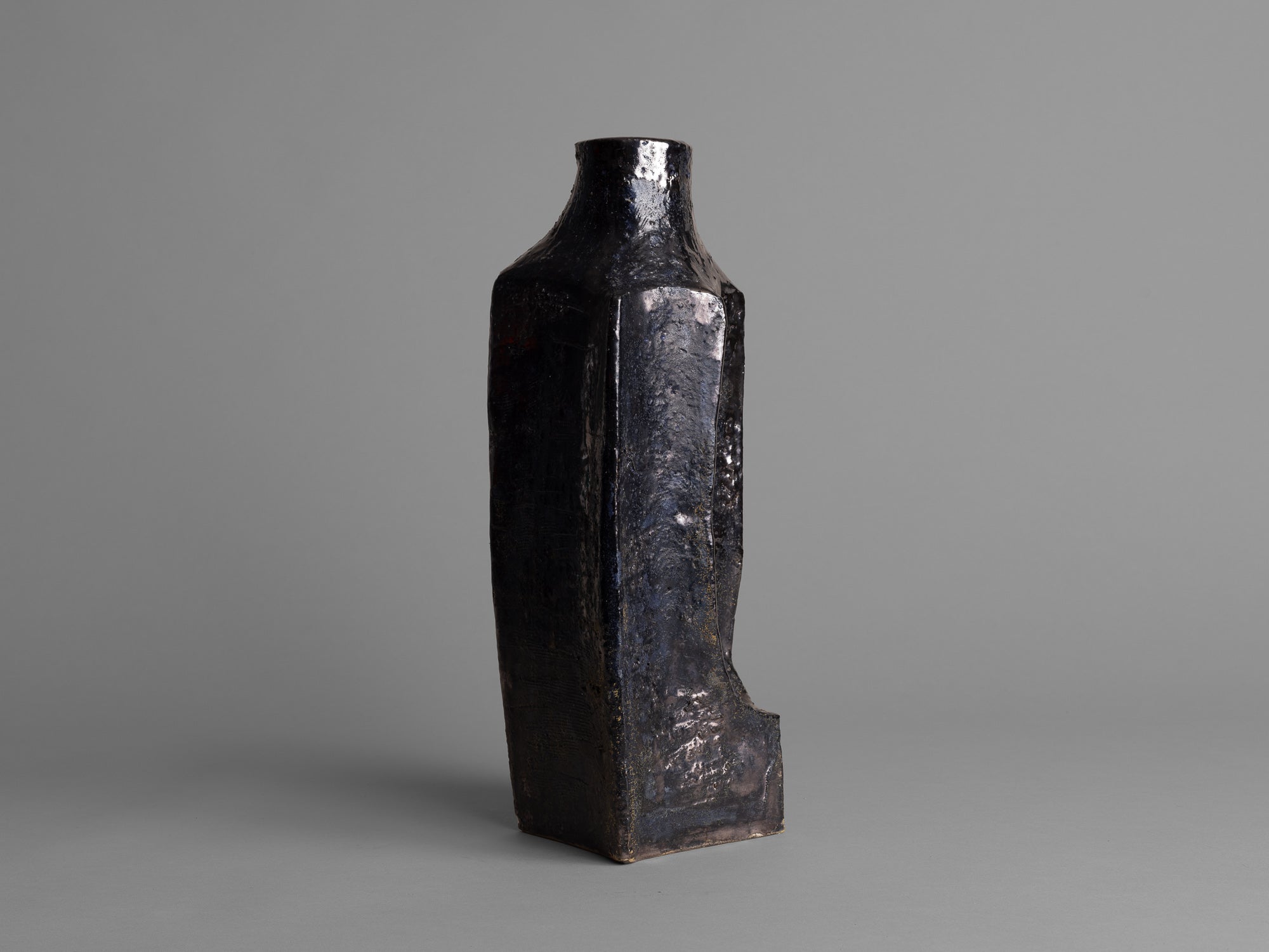 Rare vase de forme libre de Raymond Louis Quillivic, France (vers 1970) - Collection Serullaz..Huge freeform vase by Raymond Louis Quillivic, France (circa 1970) - Collection Serullaz