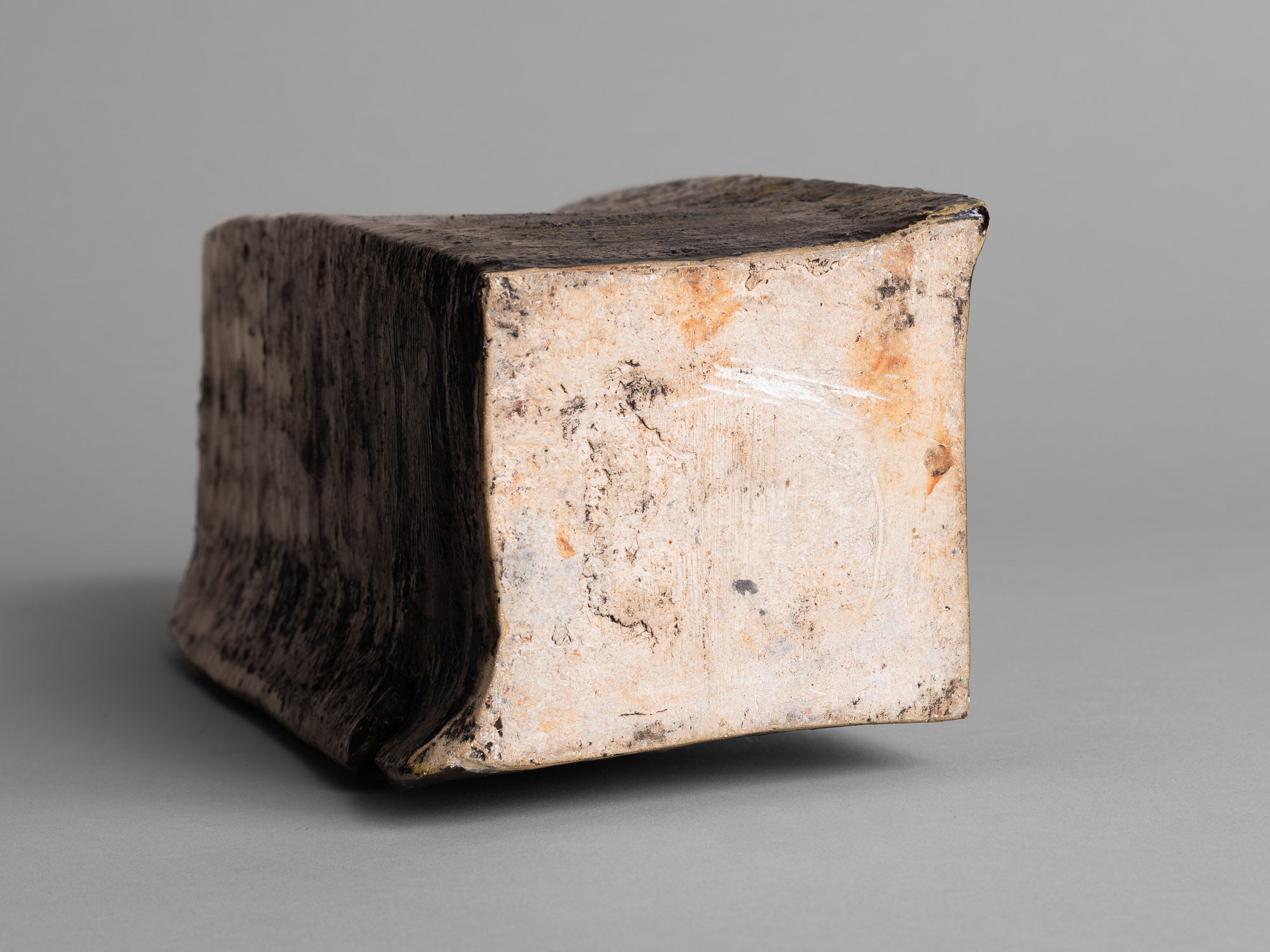 Rare vase de forme libre de Raymond Louis Quillivic, France (vers 1970) - Collection Serullaz..Huge freeform vase by Raymond Louis Quillivic, France (circa 1970) - Collection Serullaz