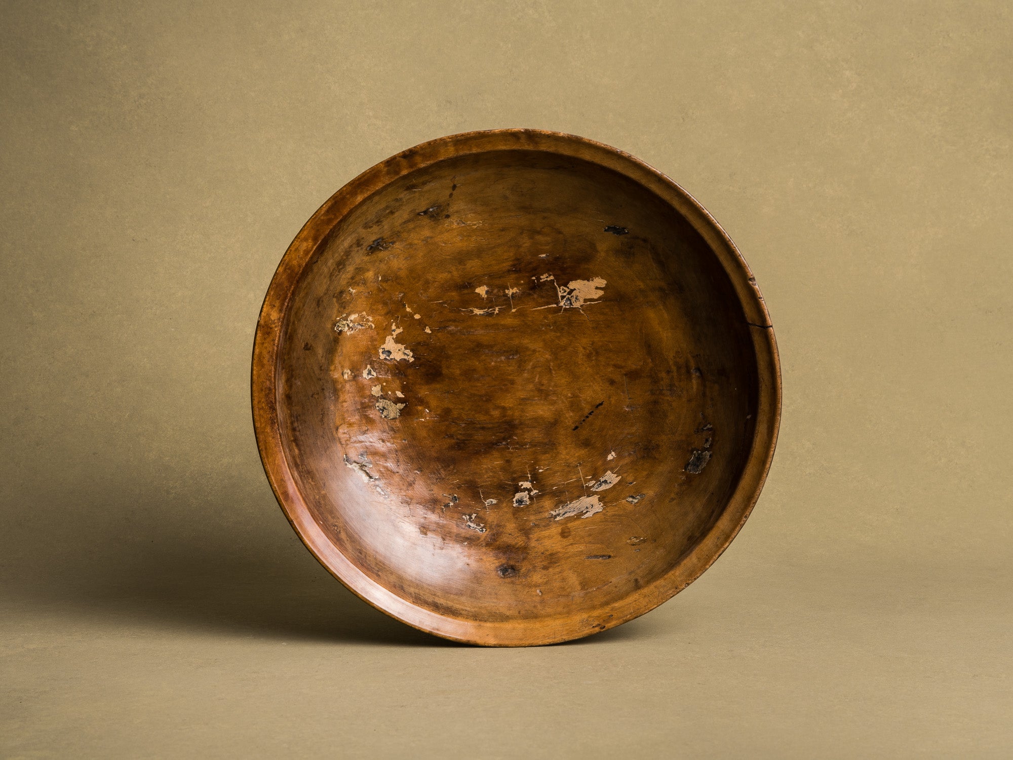 Rare et ancienne coupe de mariage en bouleau, art paysan, Suède (Fin du XVIIIe / début du XIXe siècle)..Unique Old birchwood carved wedding bowl, Peasant art, Sweden (Late 18th / early 19th century)