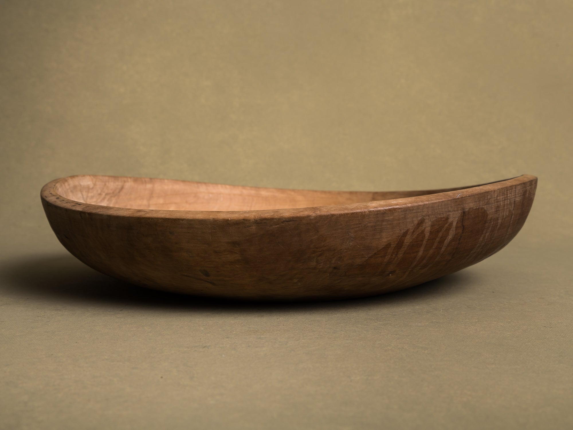 Rare et ancienne coupe de mariage en bouleau, art paysan, Norvège (XIXe siècle)..Unique Old birchwood carved wedding bowl, Peasant art, Norway (19th century)