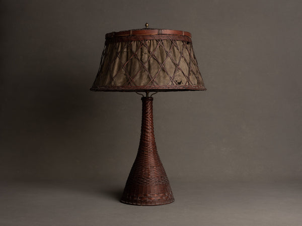 Rare lampe en vannerie de bambou nippone, Japon (fin Ère meiji / ère Taishō)..Rare lamp in Japanese bamboo basketry wickerwork, Japan (late Meiji era / Taishō era)