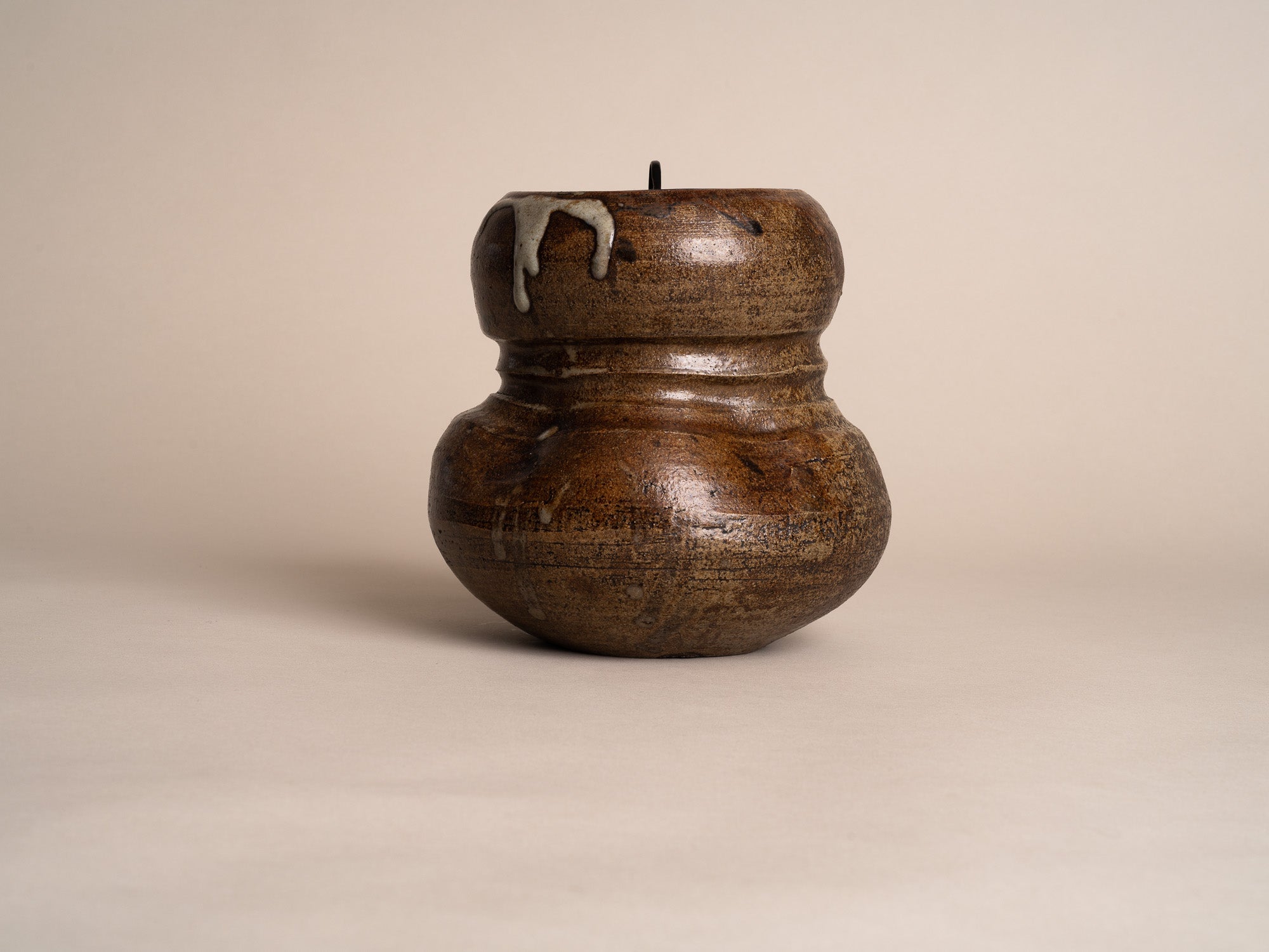 Mizusashi, Pot couvert à eau de type Seto, Japon (Fin époque Edo / ére Meiji)..Seto ware water pot Mizusashi , Japan (Late Edo period / Meiji Era)