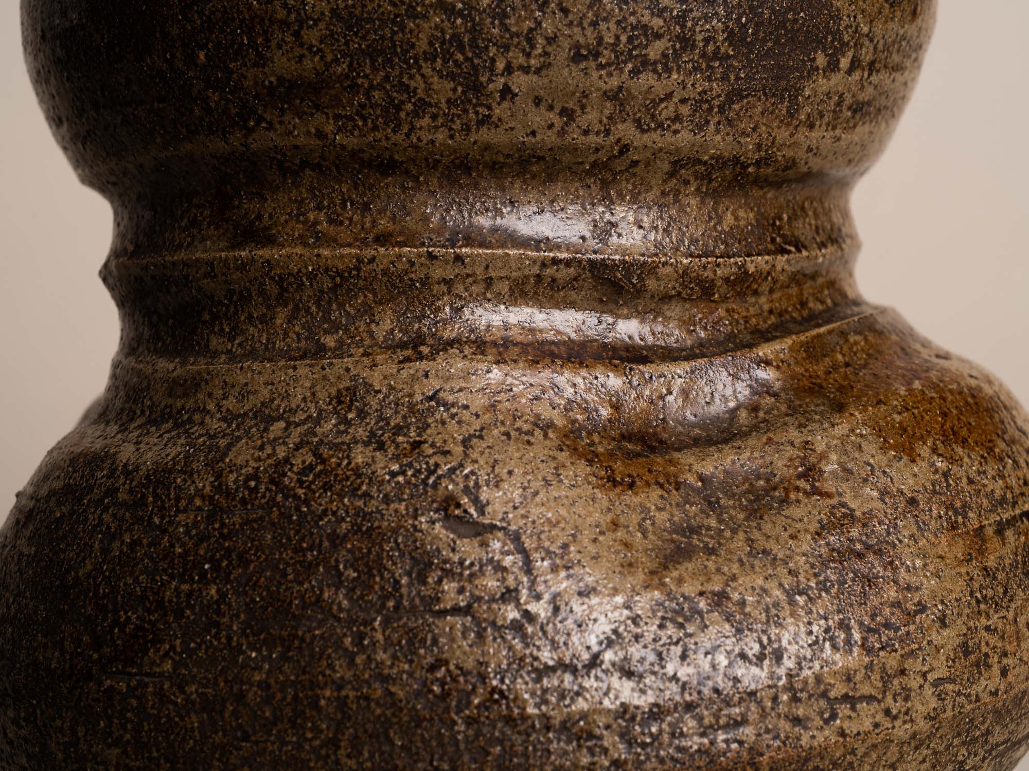 Mizusashi, Pot couvert à eau de type Seto, Japon (Fin époque Edo / ére Meiji)..Seto ware water pot Mizusashi , Japan (Late Edo period / Meiji Era)