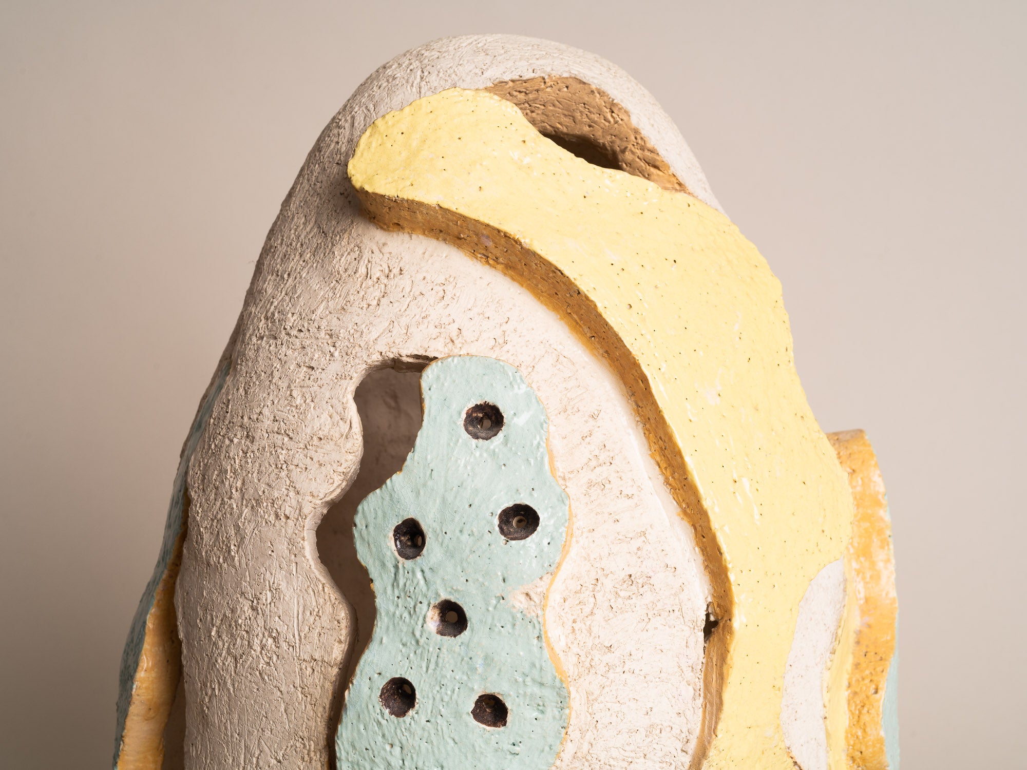 Lampe‑Sculpture postmoderne, France (vers 1985)..Sculptural postmodern lamp, France (Circa 1985)
