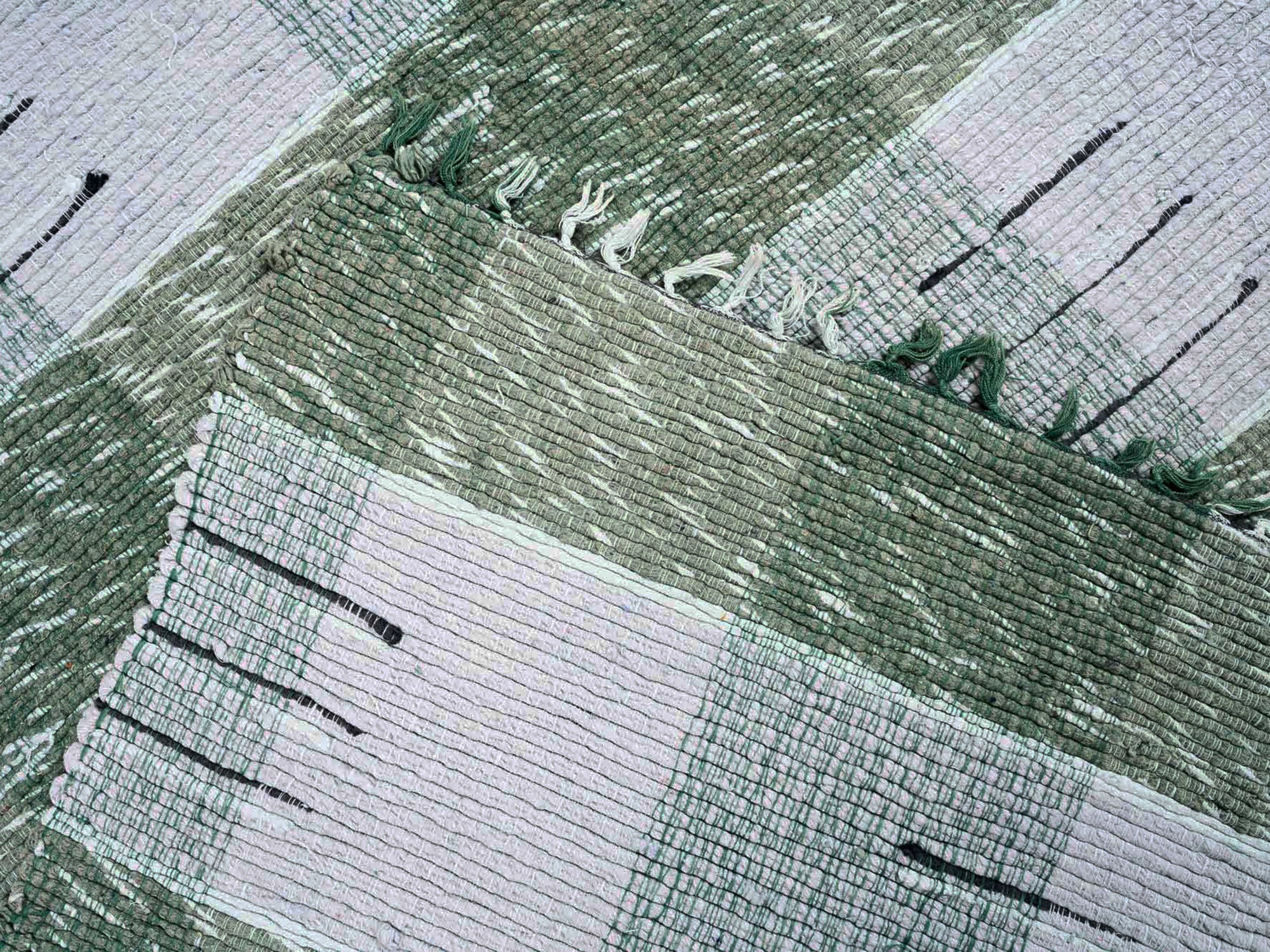 Tapis / Tapisserie Trasmatta en coton, Suède (vers 1930-50)..Trasmatta cotton rug or wall tapestry, Sweden (ca. 1930-50)