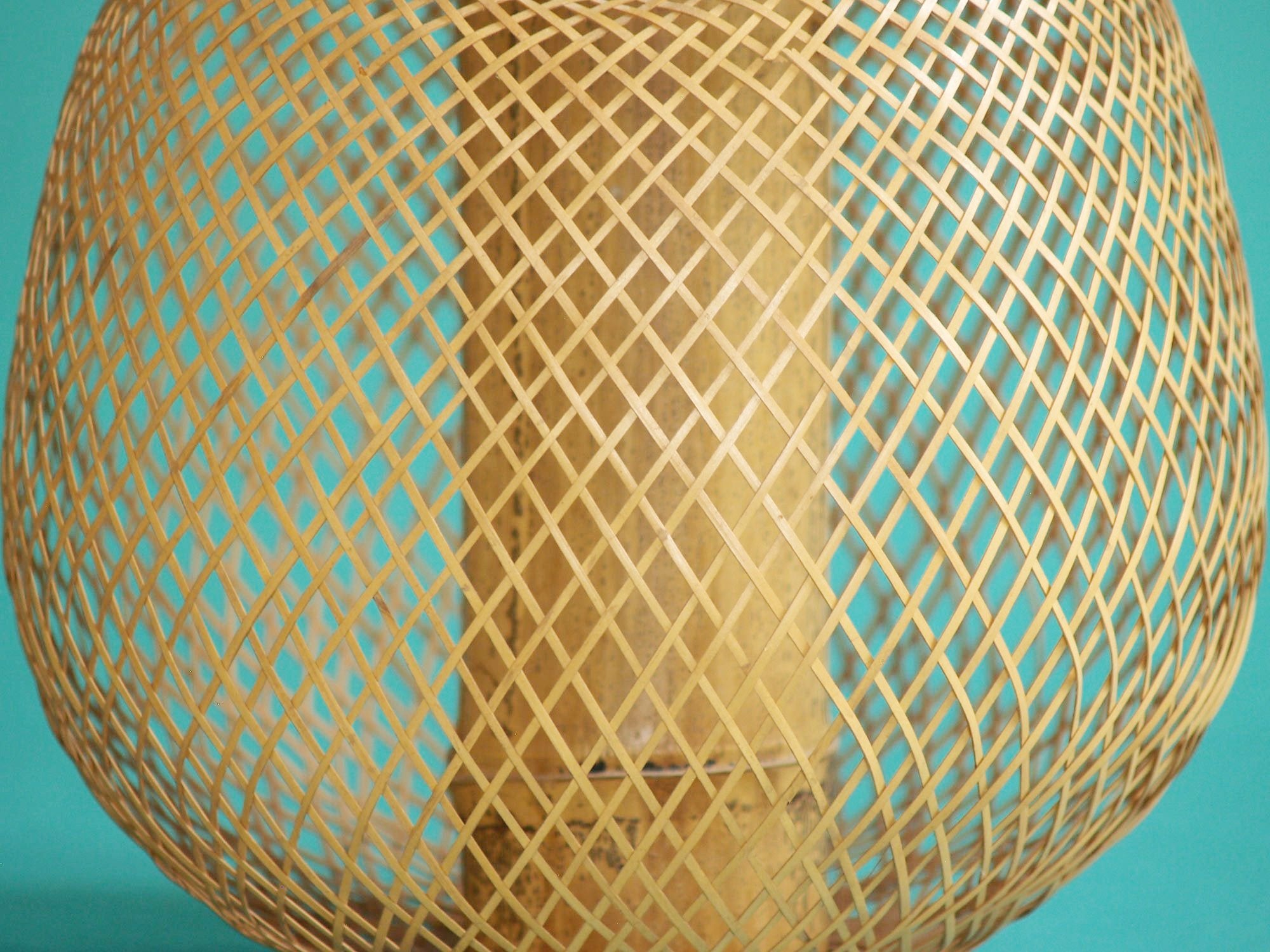 Hanakago, panier boule en bambou madake blond pour l'ikebana, Japon (Ère Shōwa)..Round Hanakago Ikebana madake bamboo basket, Japan (Shōwa era)