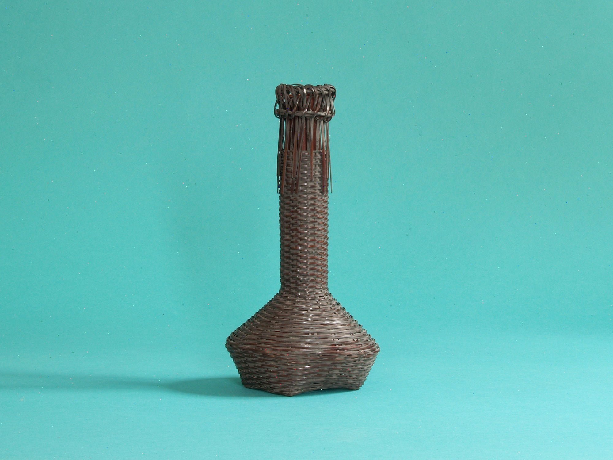 Hanakago, panier carquois en bambou pour l'ikebana, Japon (Ère Shōwa)..Hanakago Ikebana bamboo basket, Japan (Shōwa era)