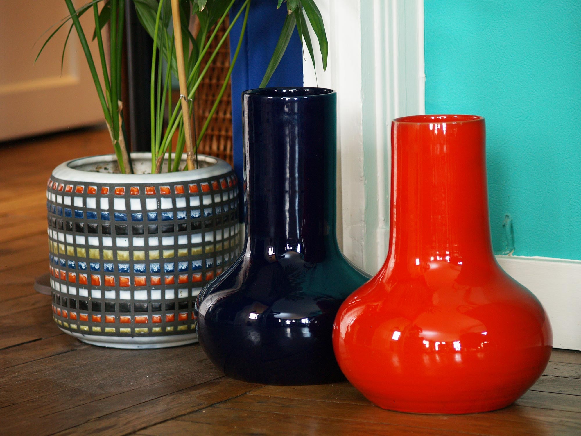 Vase / Pot de Roger Capron, France (vers 1955)..Vase / planter by Roger Capron - France (circa 1955)