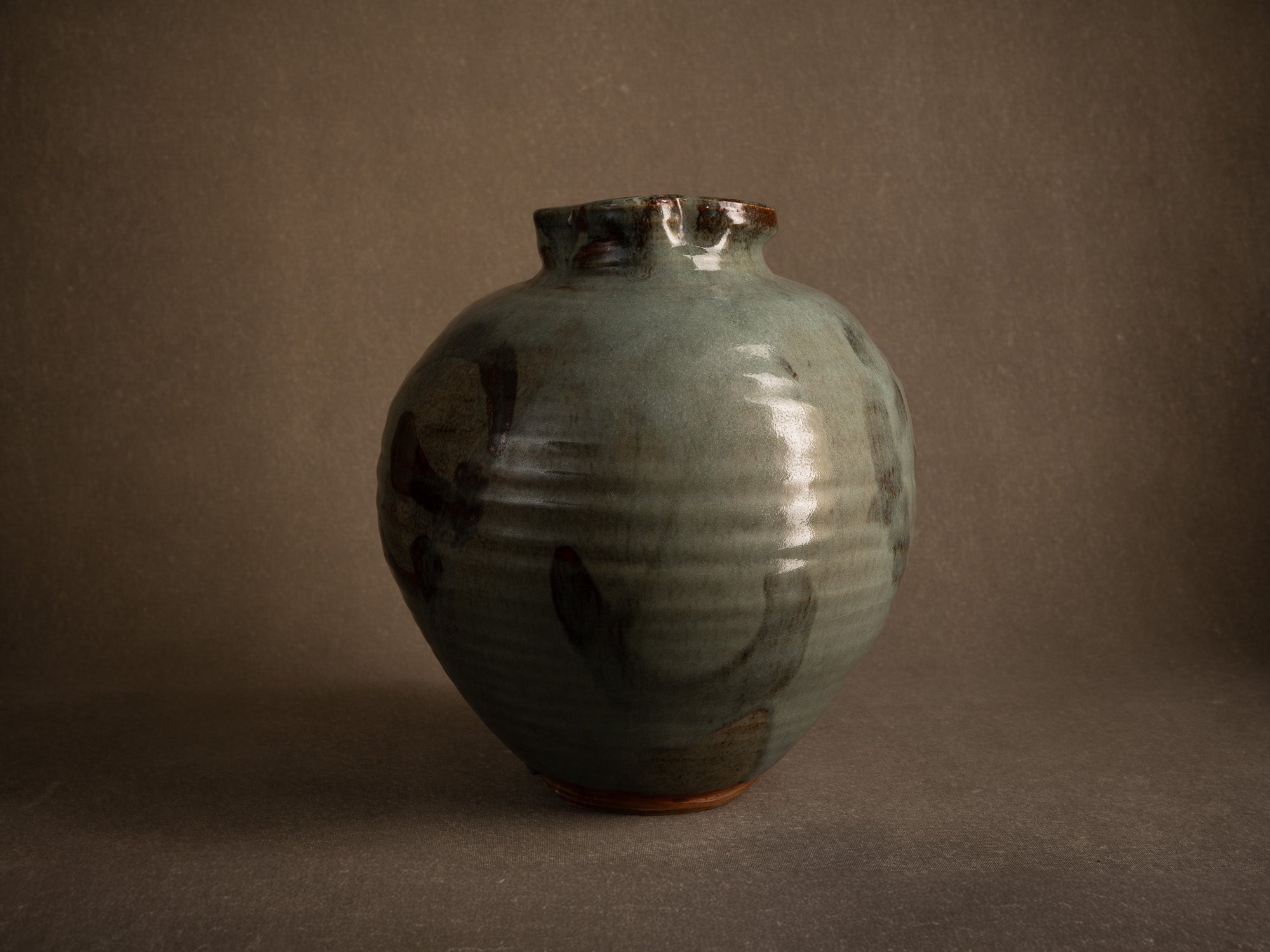 Rare grande jarre tsubo d'Hervé Rousseau à la Borne, France (vers 1983)..La Borne tsubo jar / pot by Hervé Rousseau, France (circa 1983)